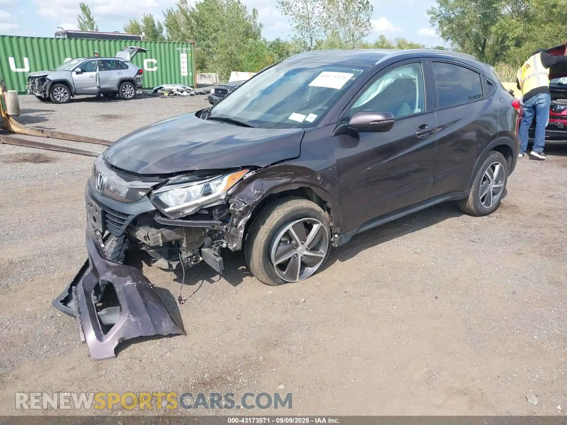 2 Фотография поврежденного автомобиля 3CZRU6H53MM728231 HONDA HR-V 2021