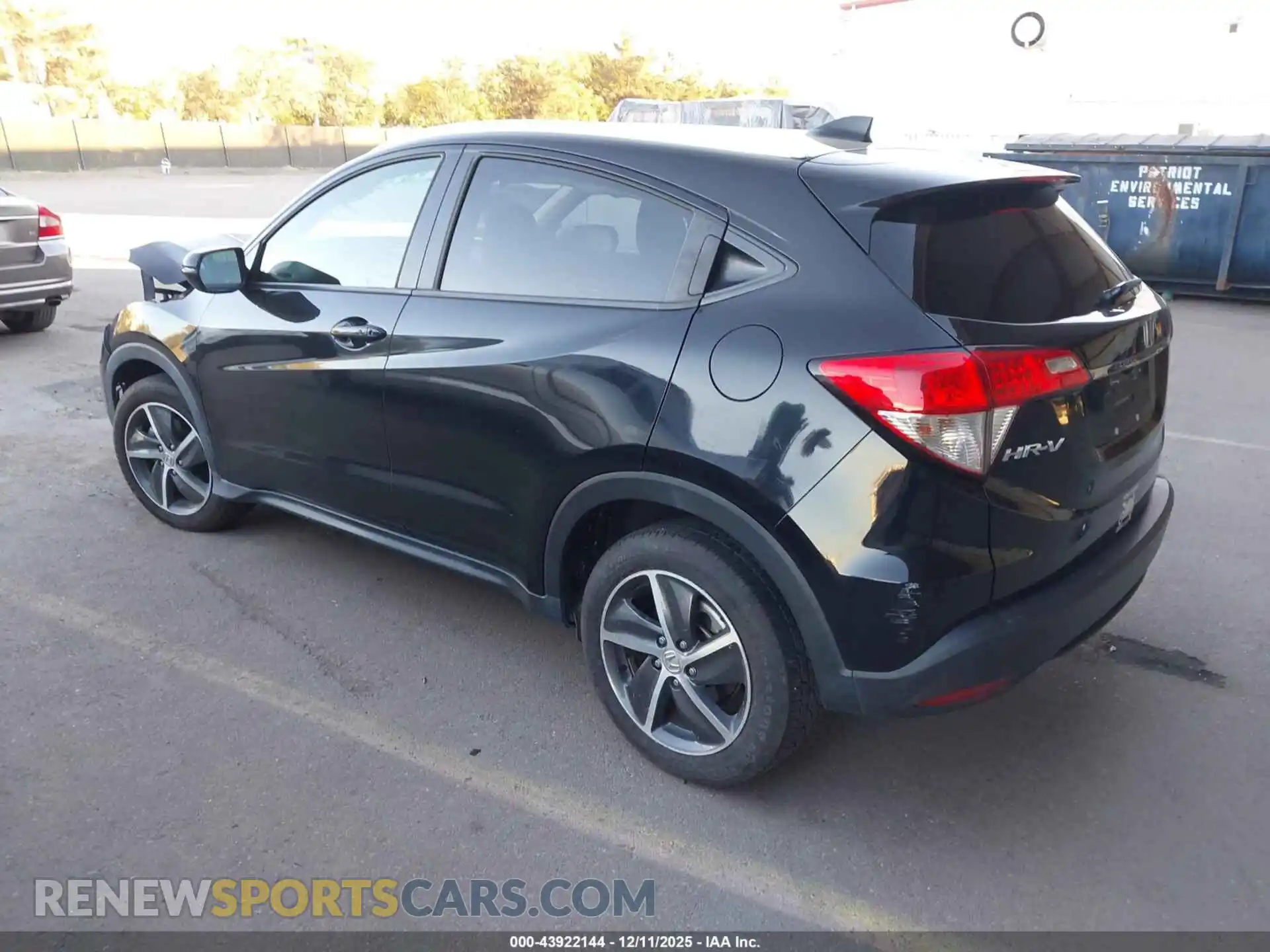 3 Photograph of a damaged car 3CZRU6H53MM751914 HONDA HR-V 2021