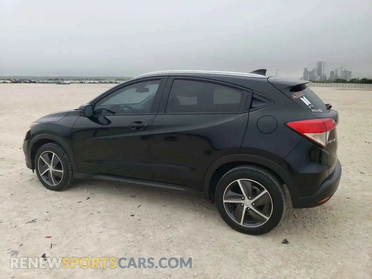 2 Photograph of a damaged car 3CZRU6H54MM706884 HONDA HR-V 2021