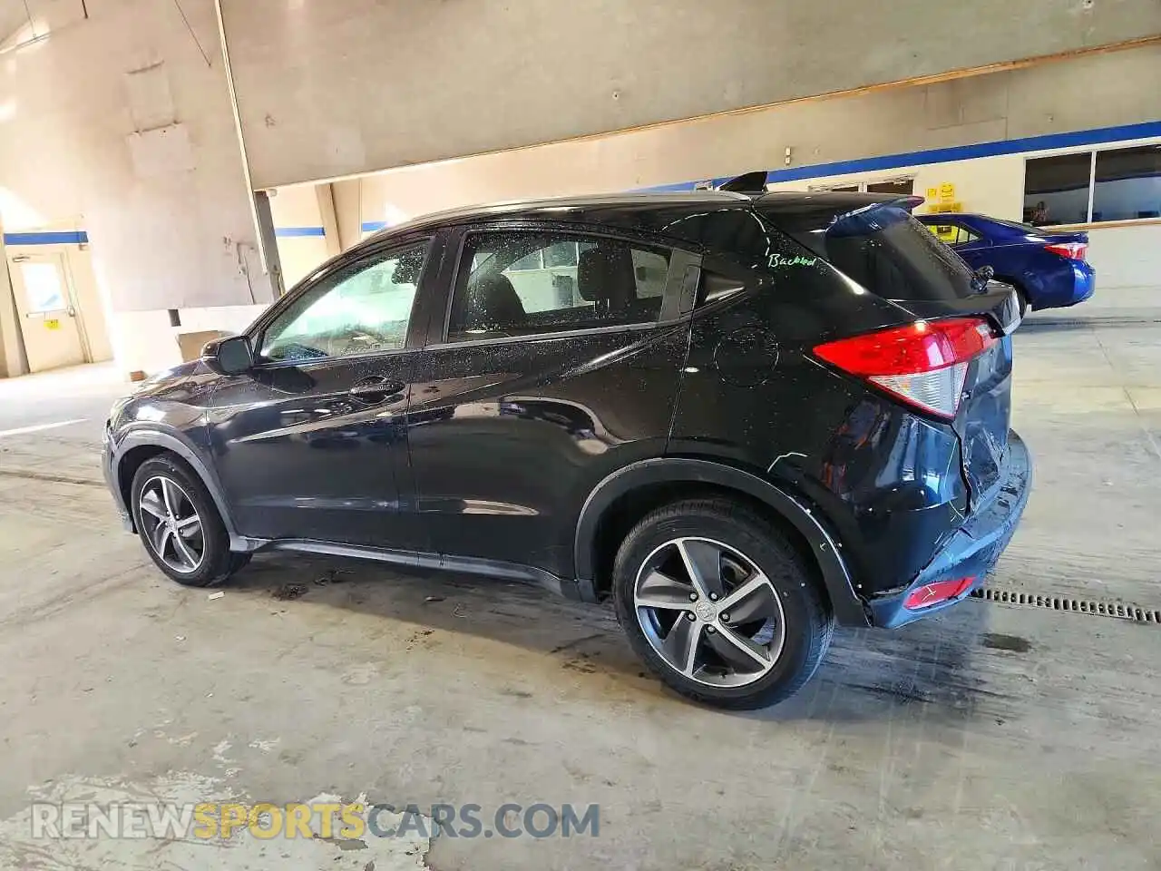 2 Photograph of a damaged car 3CZRU6H54MM755924 HONDA HR-V 2021