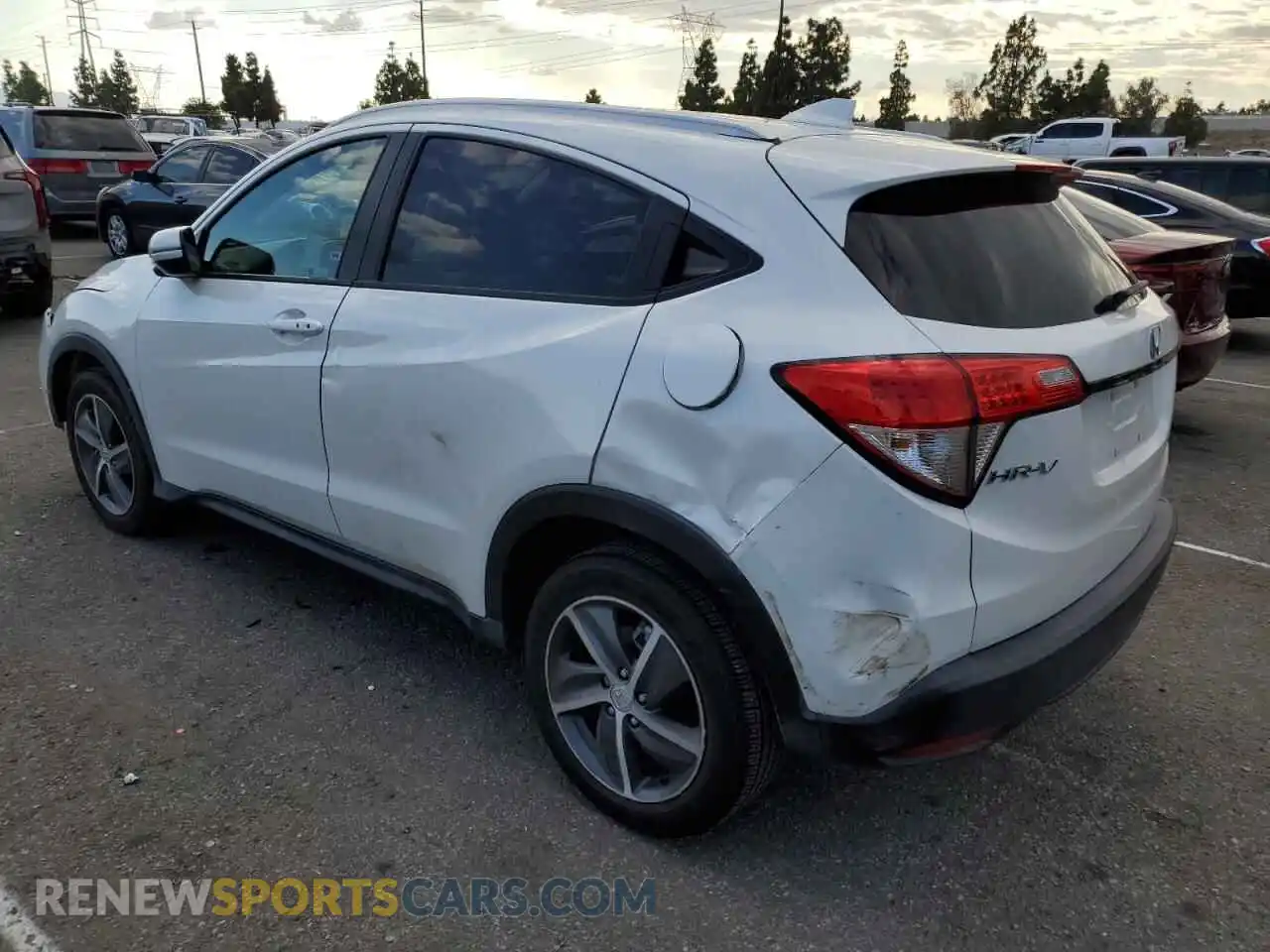 2 Photograph of a damaged car 3CZRU6H55MM729736 HONDA HR-V 2021