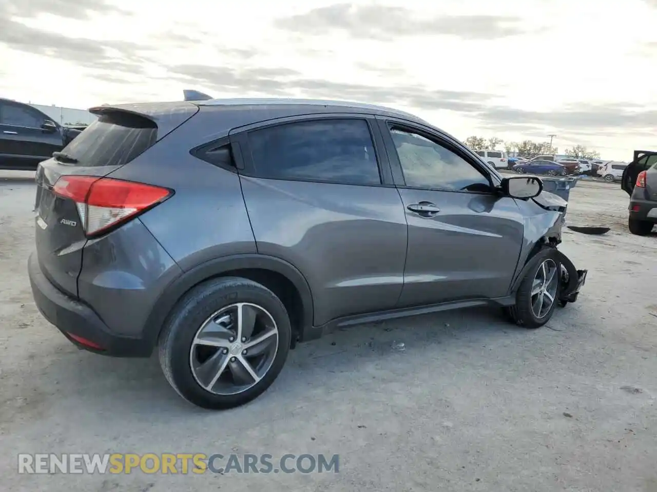 3 Photograph of a damaged car 3CZRU6H55MM755754 HONDA HR-V 2021
