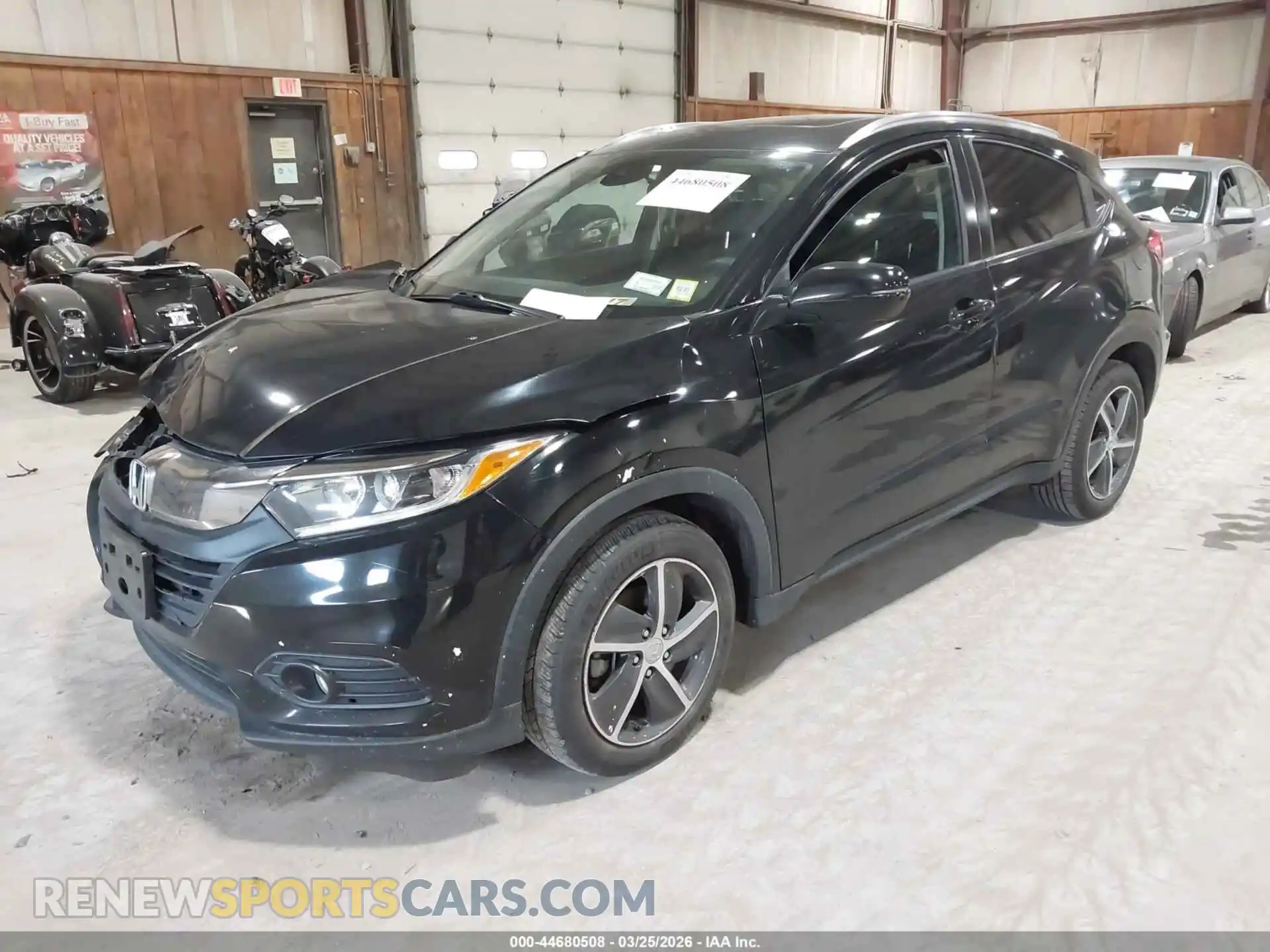 2 Photograph of a damaged car 3CZRU6H56MM704554 HONDA HR-V 2021