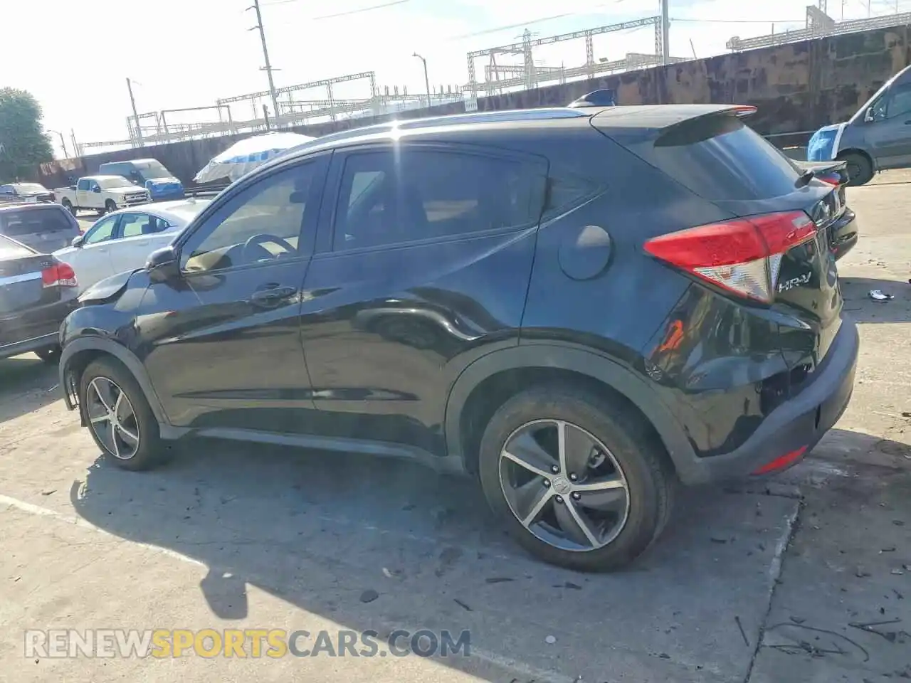 2 Photograph of a damaged car 3CZRU6H57MM723999 HONDA HR-V 2021