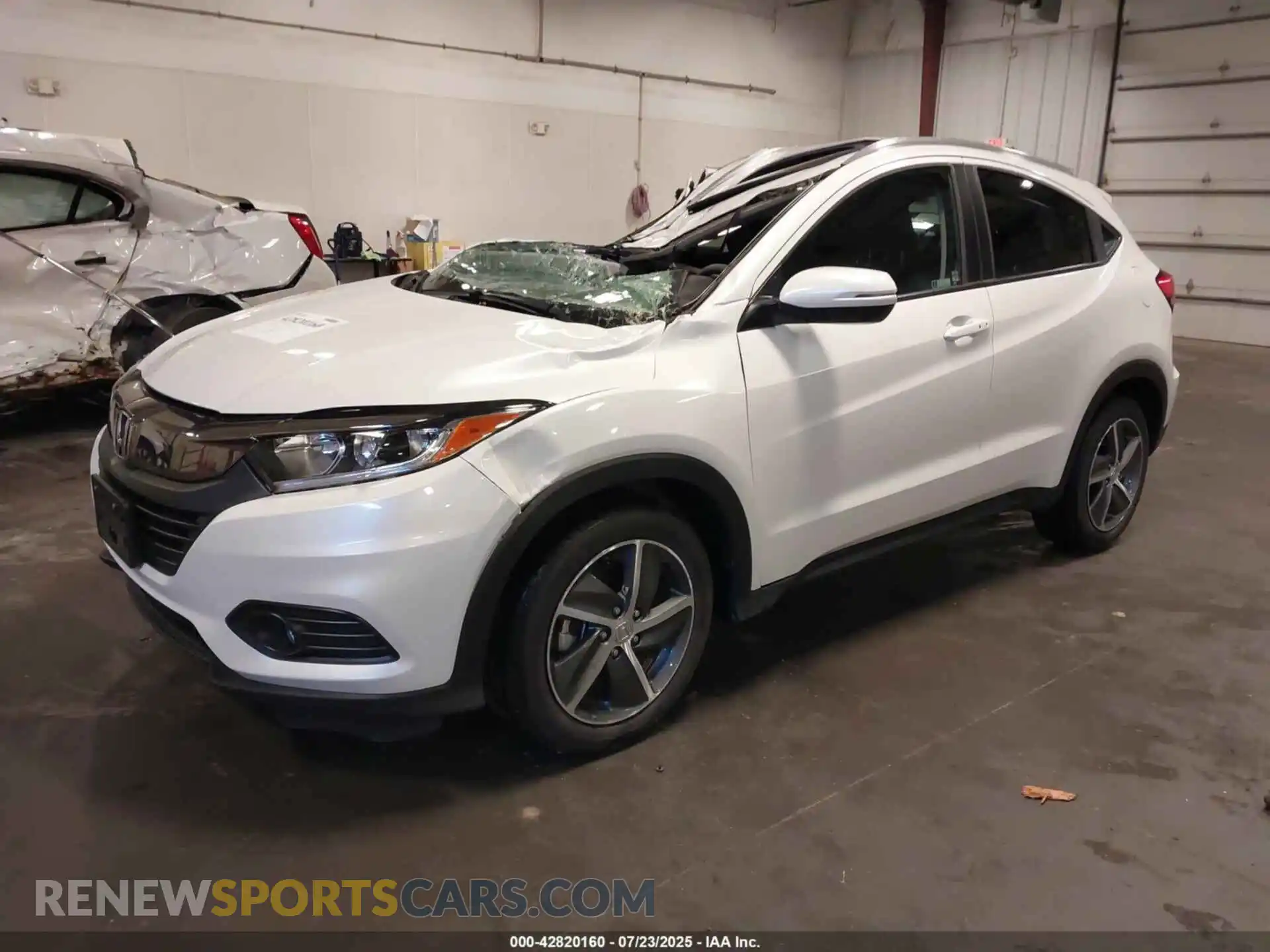 2 fotografías del automóvil dañado 3CZRU6H57MM740592 HONDA HR-V 2021