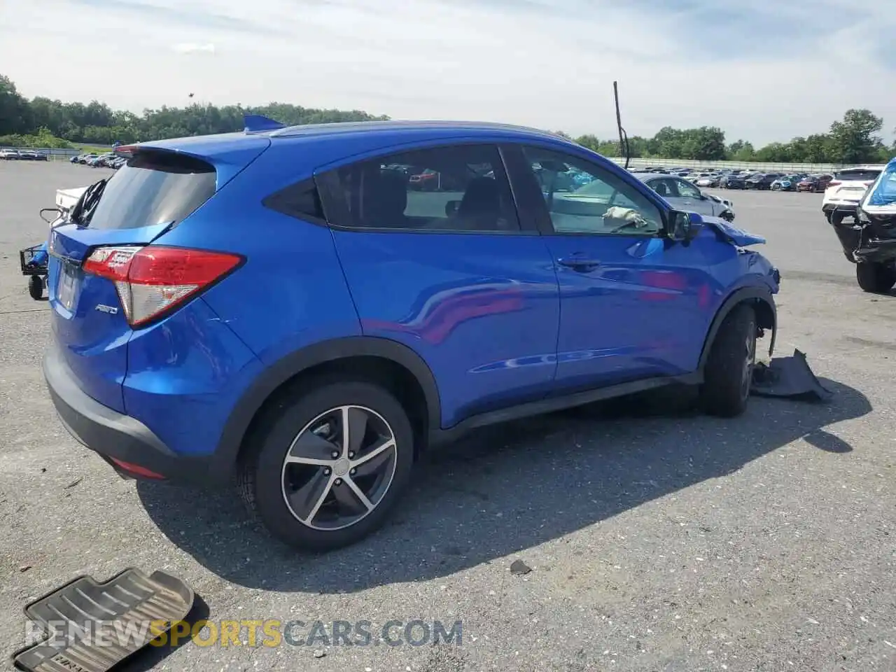 3 Photograph of a damaged car 3CZRU6H59MM706170 HONDA HR-V 2021