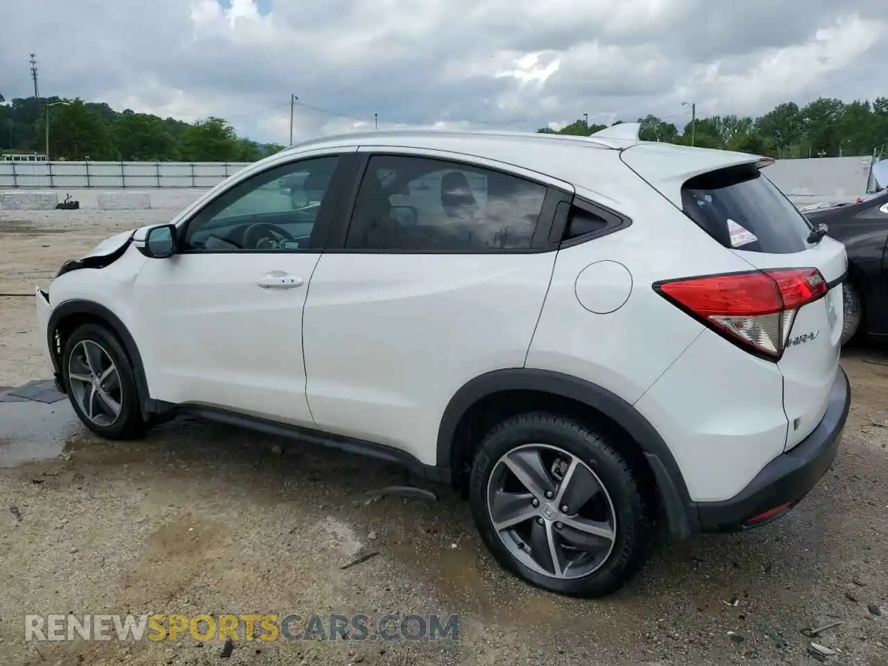 2 Photograph of a damaged car 3CZRU6H59MM728279 HONDA HR-V 2021