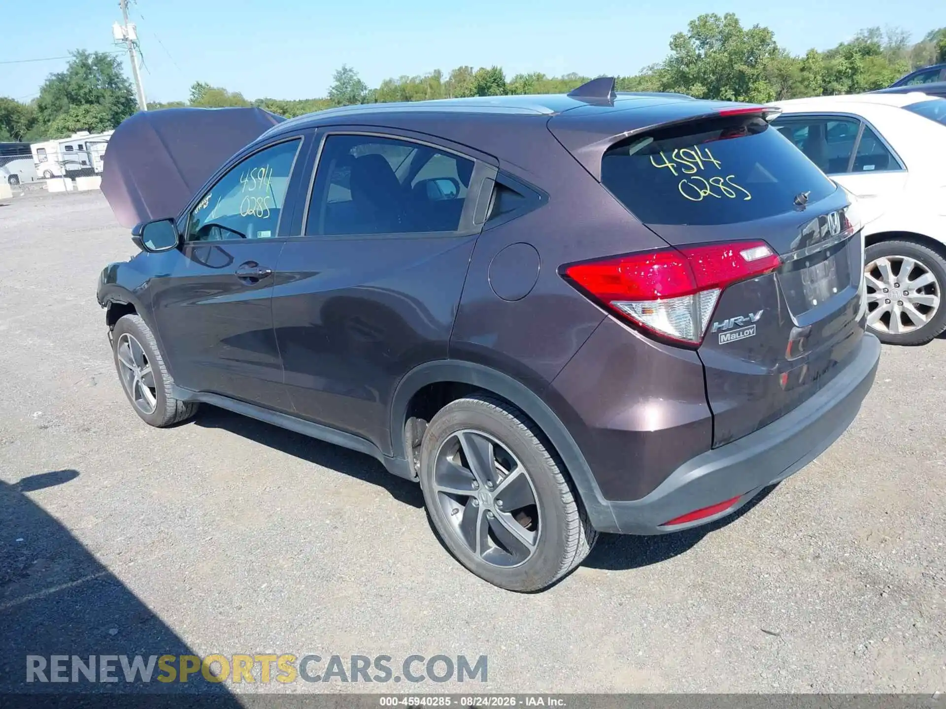 3 Photograph of a damaged car 3CZRU6H59MM745521 HONDA HR-V 2021
