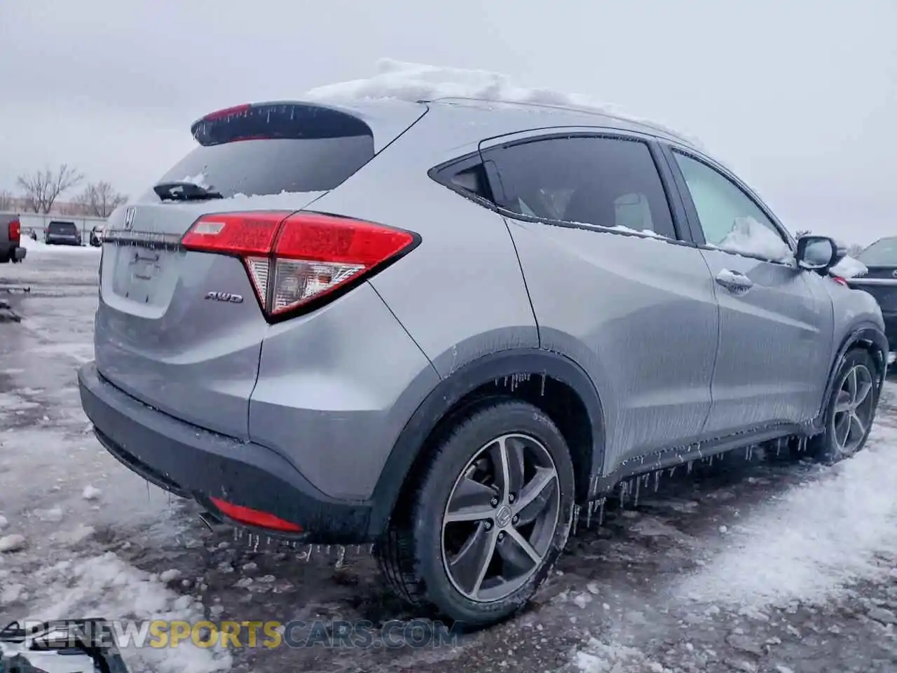 3 Photograph of a damaged car 3CZRU6H59MM750430 HONDA HR-V 2021