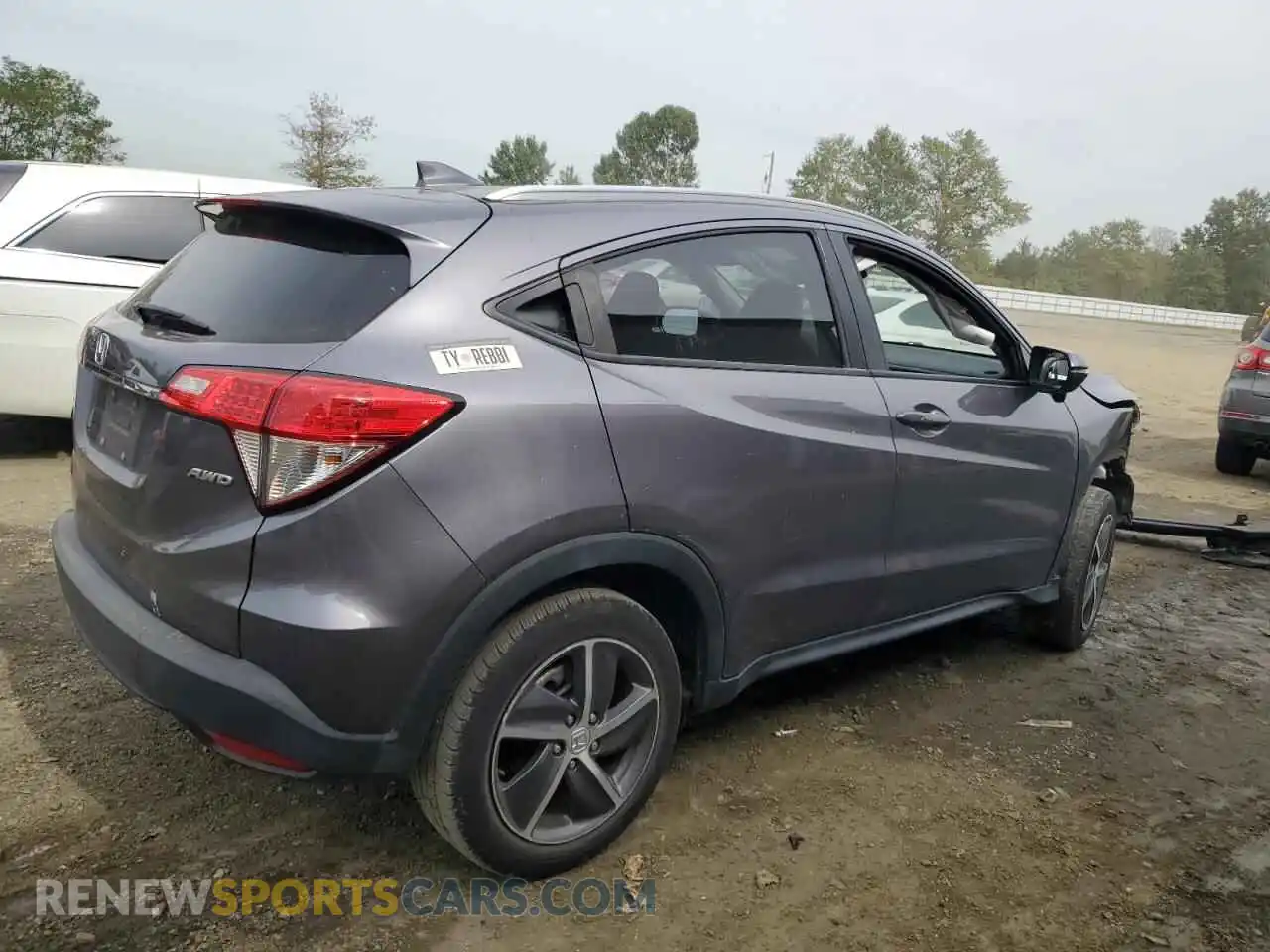 3 Photograph of a damaged car 3CZRU6H5XMM724113 HONDA HR-V 2021