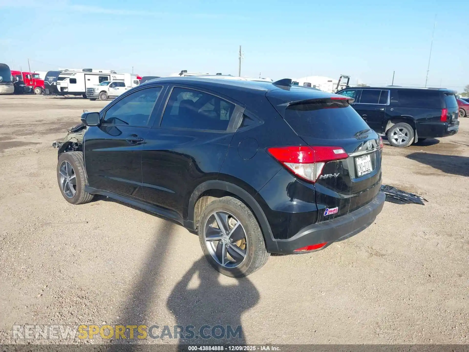 3 Photograph of a damaged car 3CZRU6H5XMM751943 HONDA HR-V 2021