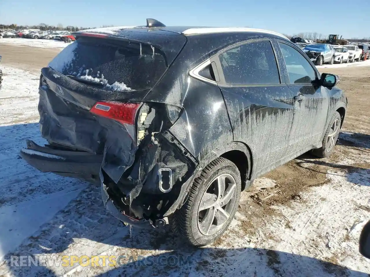 3 Photograph of a damaged car 3CZRU6H74MM729602 HONDA HR-V 2021