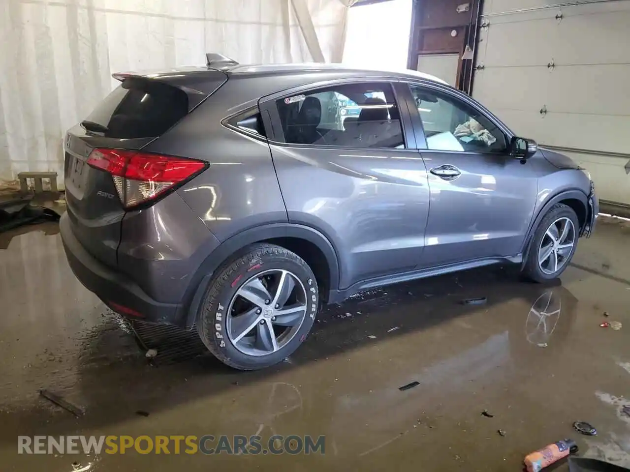 3 Photograph of a damaged car 3CZRU6H78MM730297 HONDA HR-V 2021