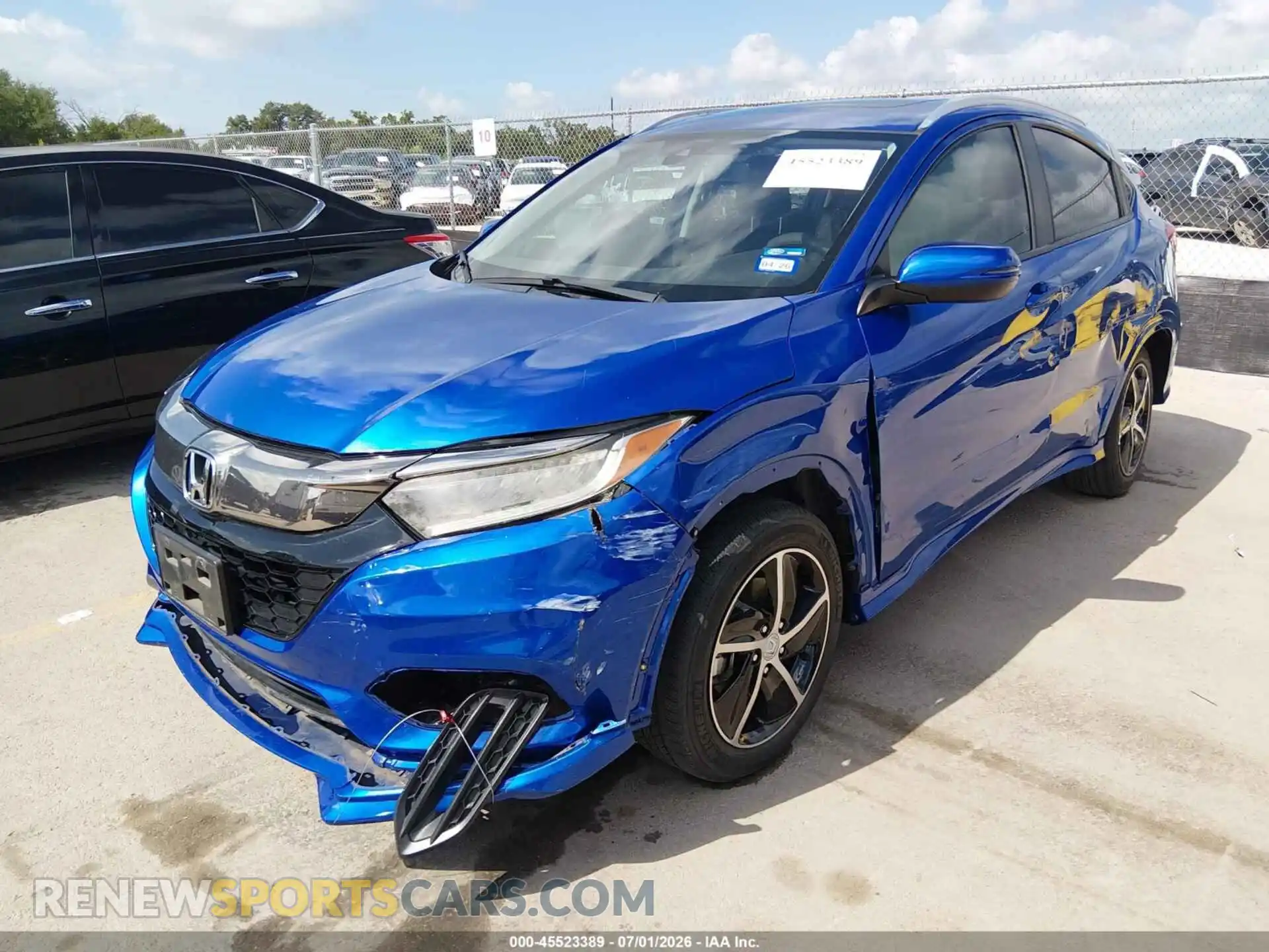 2 Photograph of a damaged car 3CZRU6H9XMM700719 HONDA HR-V 2021