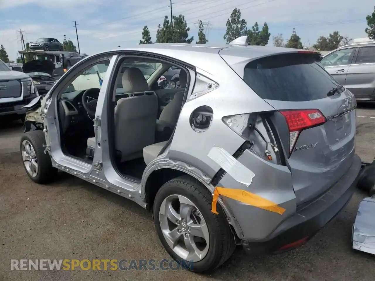 2 Photograph of a damaged car 3CZRU5H36NM723034 HONDA HR-V 2022