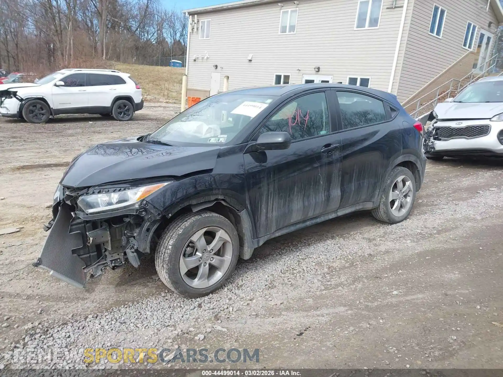 2 Photograph of a damaged car 3CZRU5H36NM728444 HONDA HR-V 2022