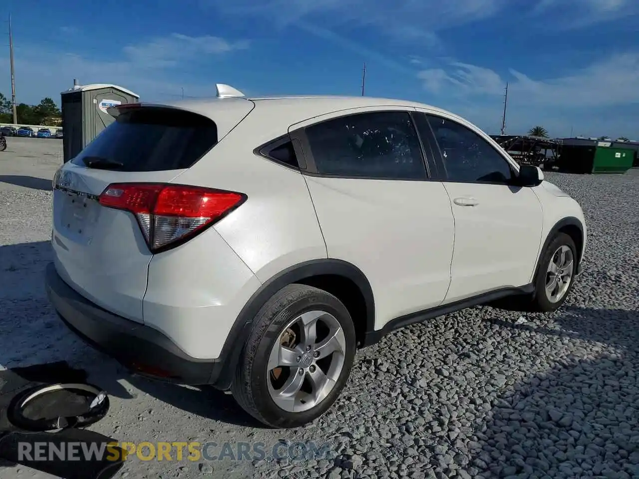 3 Photograph of a damaged car 3CZRU5H36NM739685 HONDA HR-V 2022