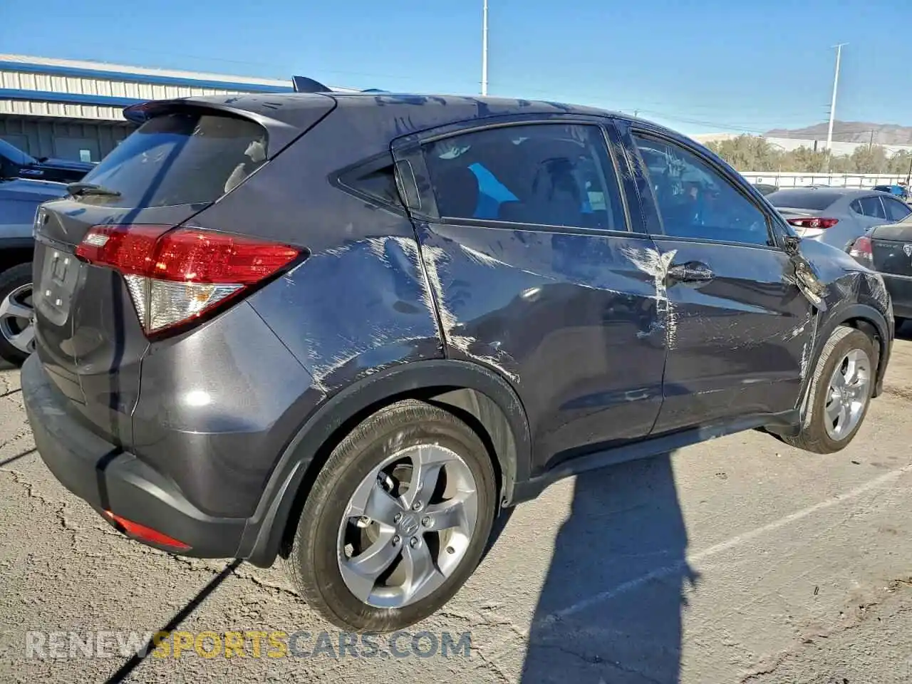 3 Photograph of a damaged car 3CZRU5H36NM744921 HONDA HR-V 2022