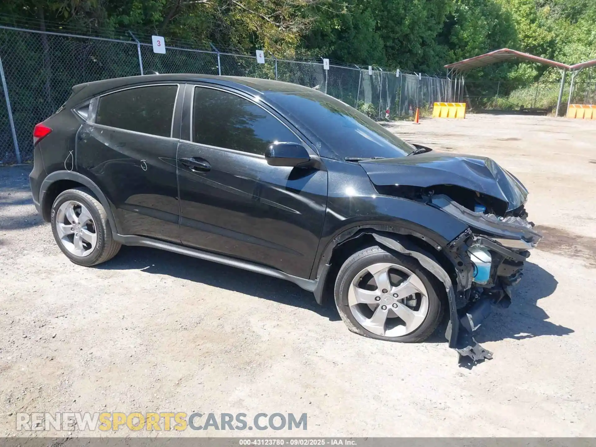 1 Photograph of a damaged car 3CZRU6H35NM744799 HONDA HR-V 2022
