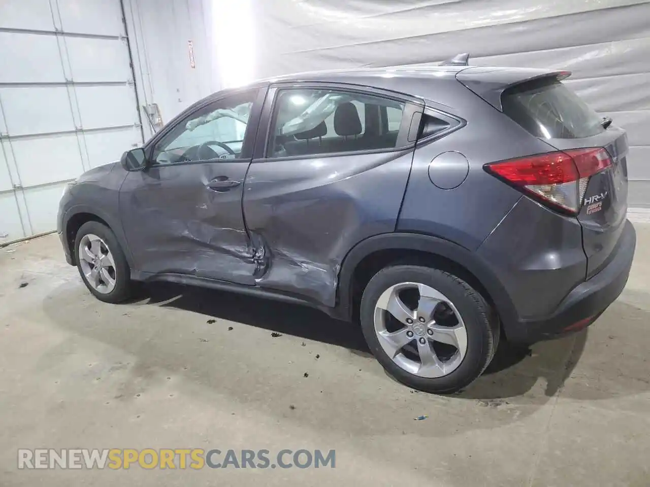 2 Photograph of a damaged car 3CZRU6H36NM701864 HONDA HR-V 2022