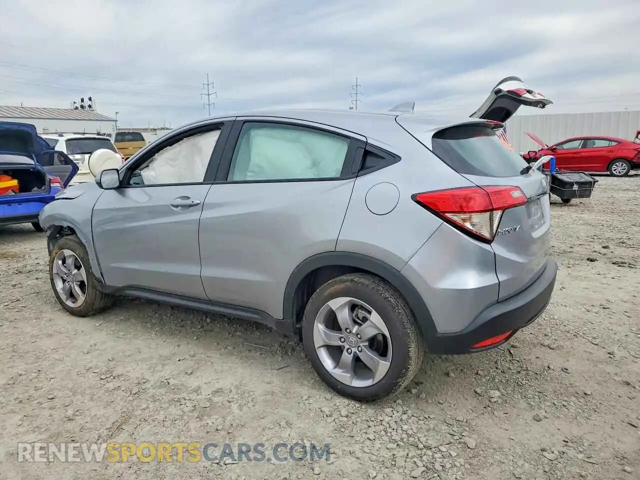 2 Photograph of a damaged car 3CZRU6H36NM719393 HONDA HR-V 2022