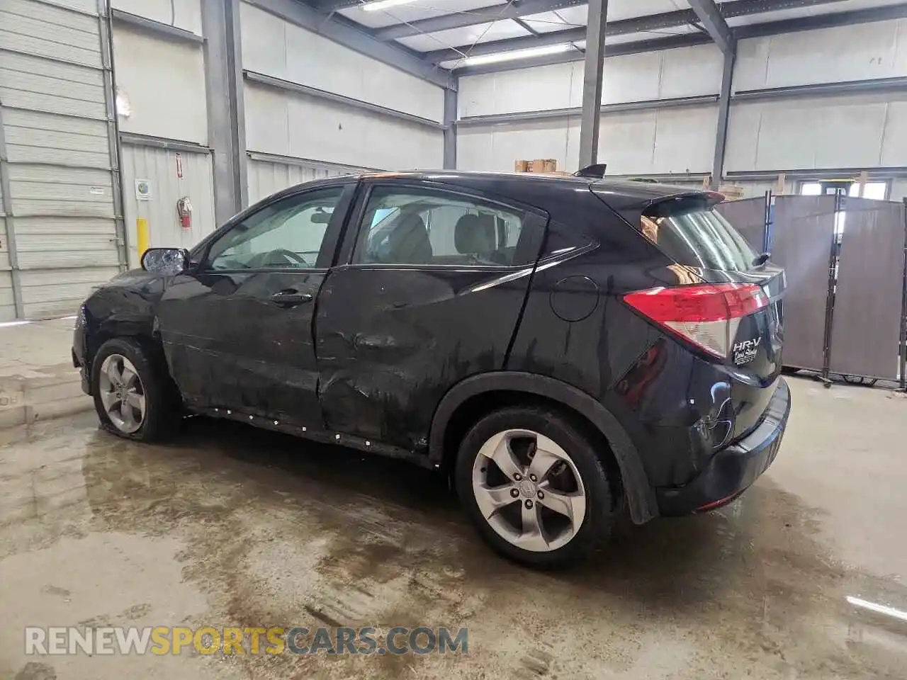 2 Photograph of a damaged car 3CZRU6H36NM724562 HONDA HR-V 2022