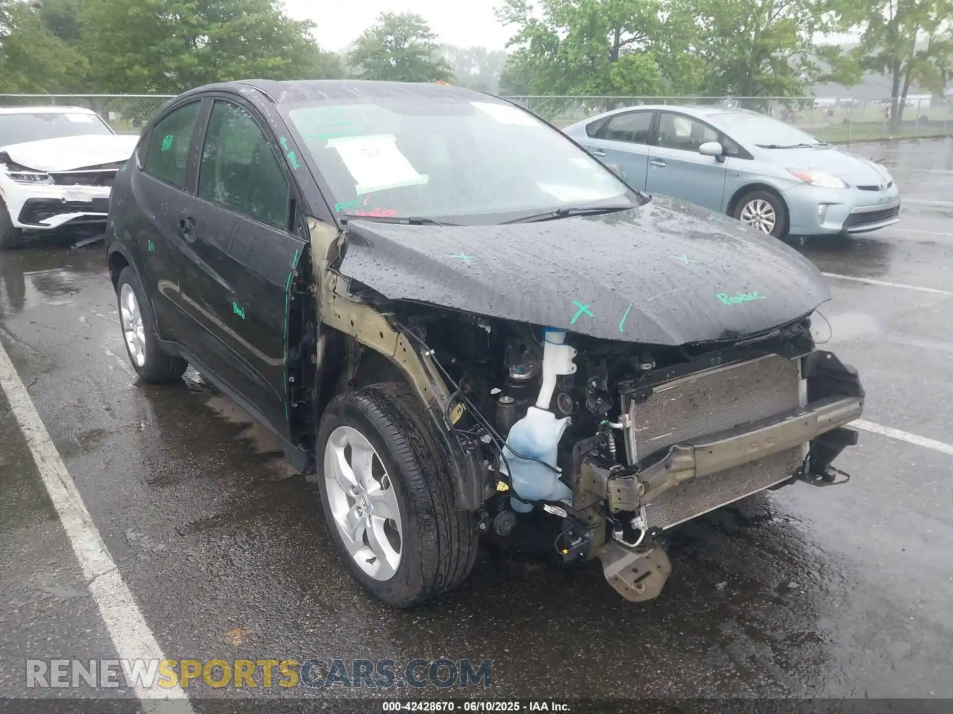 1 Photograph of a damaged car 3CZRU6H36NM728031 HONDA HR-V 2022