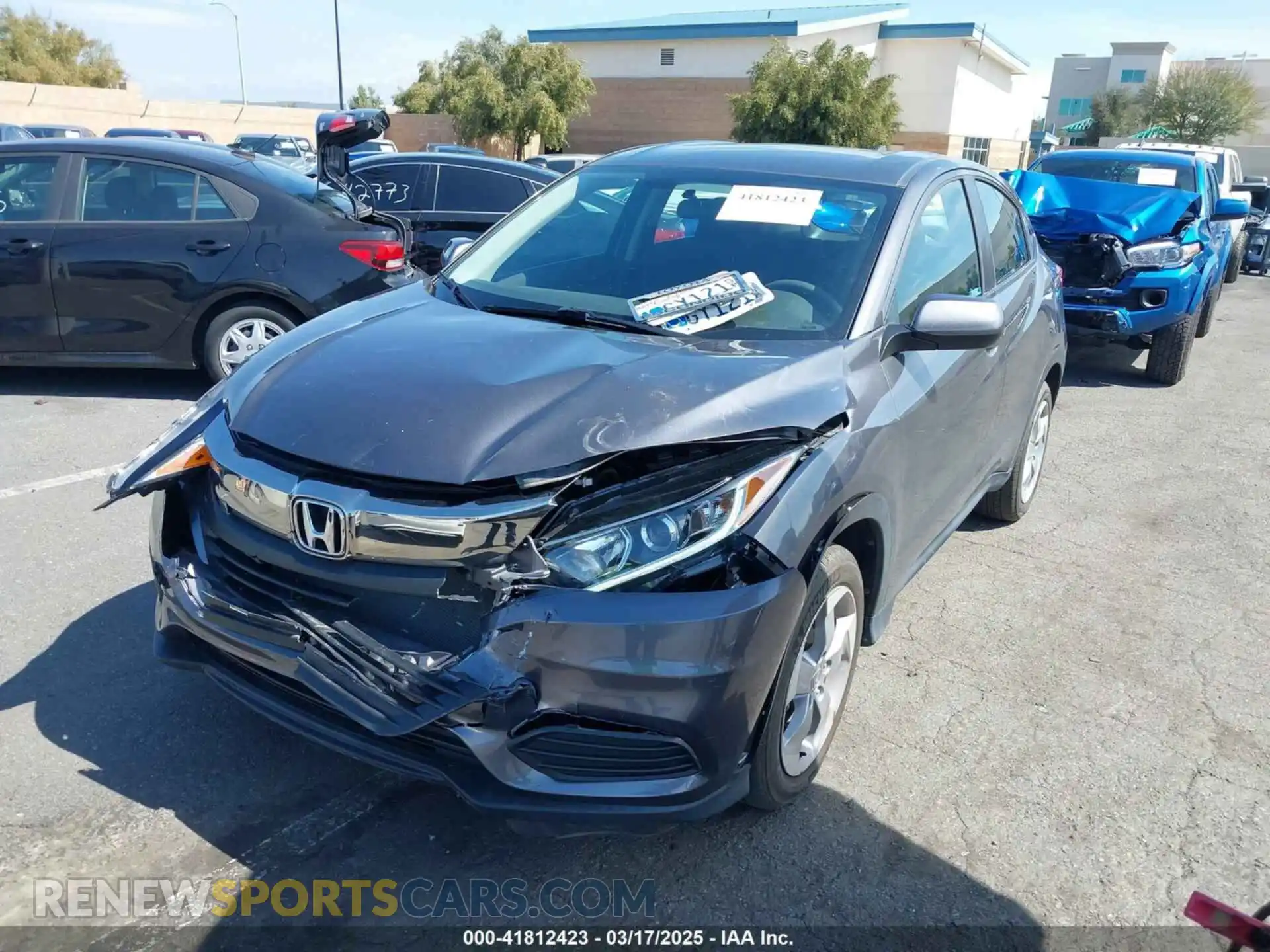 2 Photograph of a damaged car 3CZRU6H36NM744939 HONDA HR-V 2022