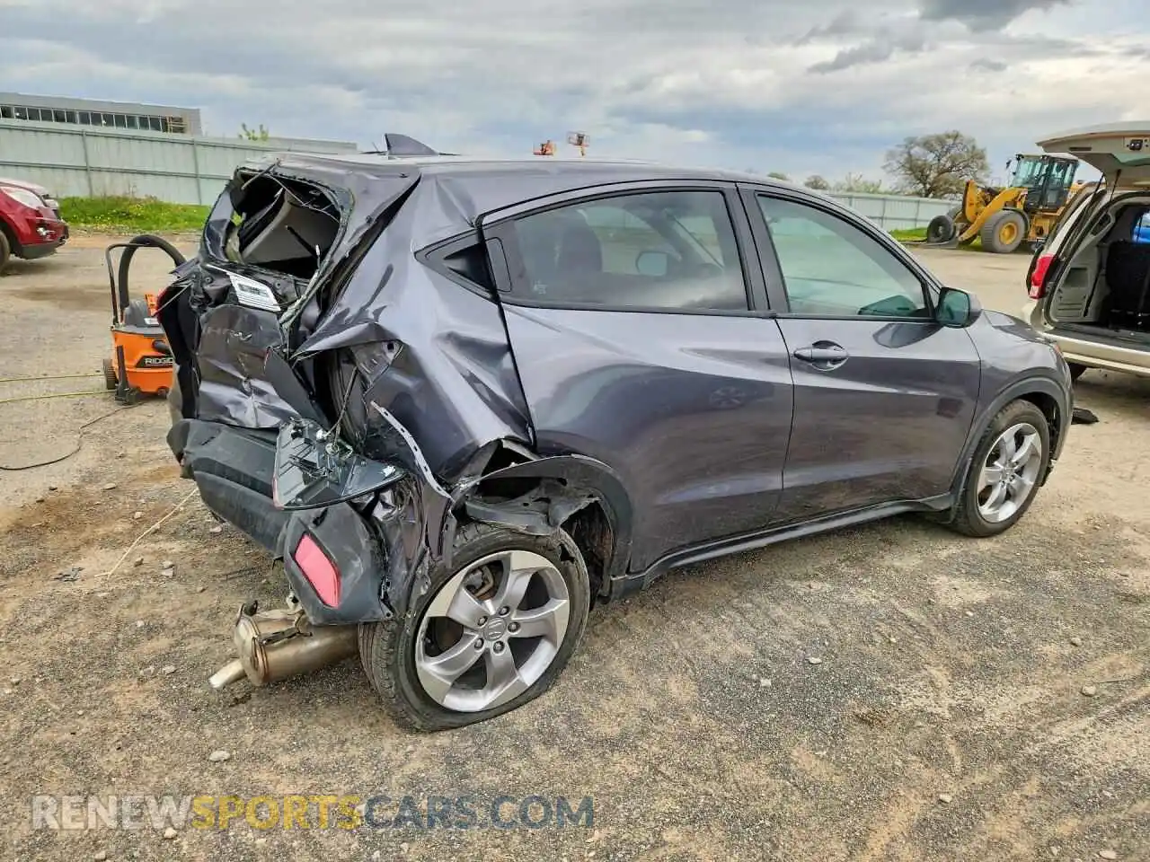 3 Photograph of a damaged car 3CZRU6H36NM754435 HONDA HR-V 2022