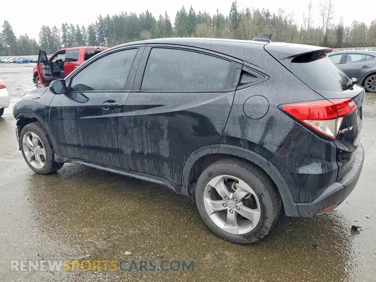 2 Photograph of a damaged car 3CZRU6H36NM759344 HONDA HR-V 2022