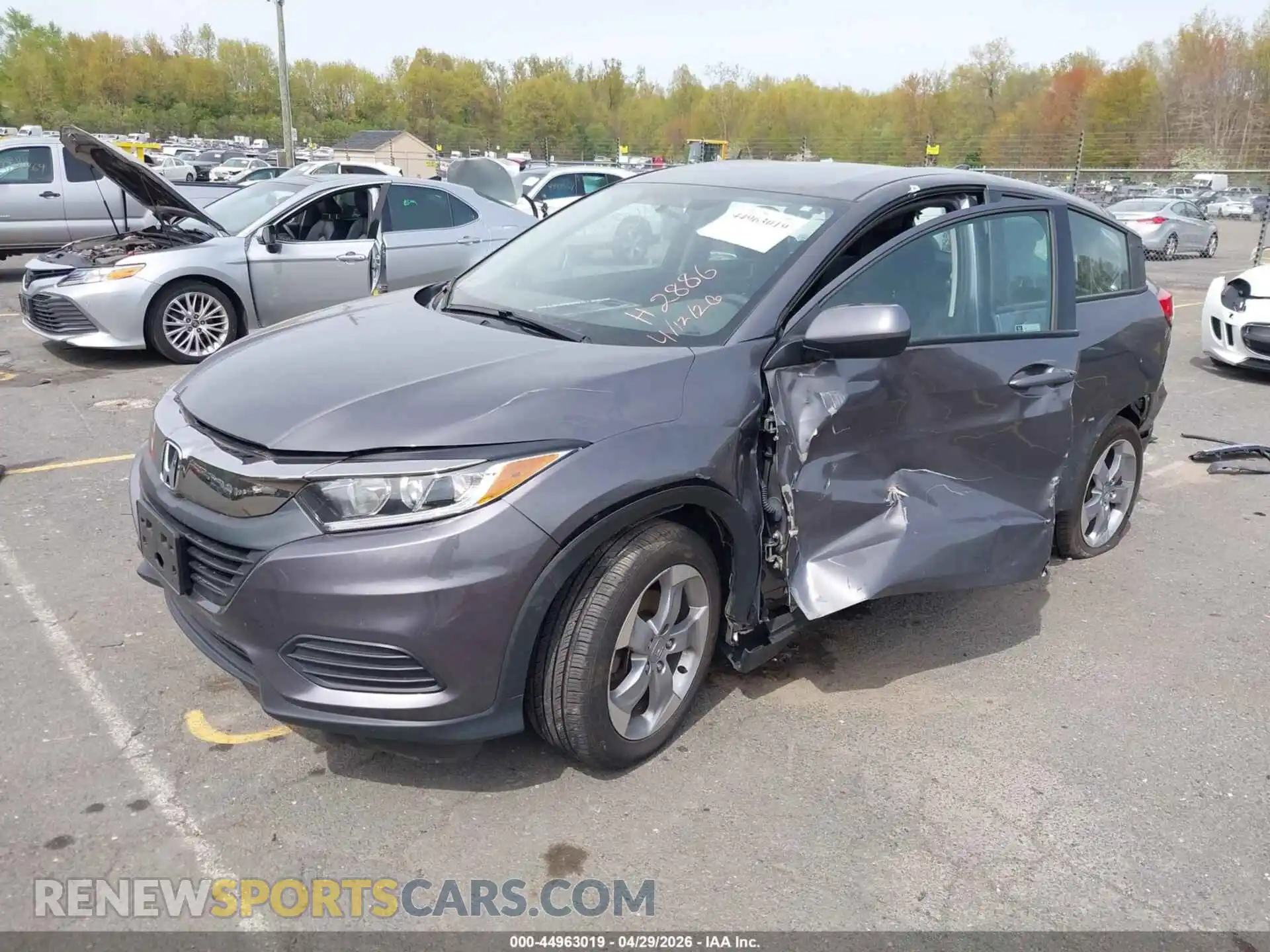 2 Photograph of a damaged car 3CZRU6H36NM761756 HONDA HR-V 2022