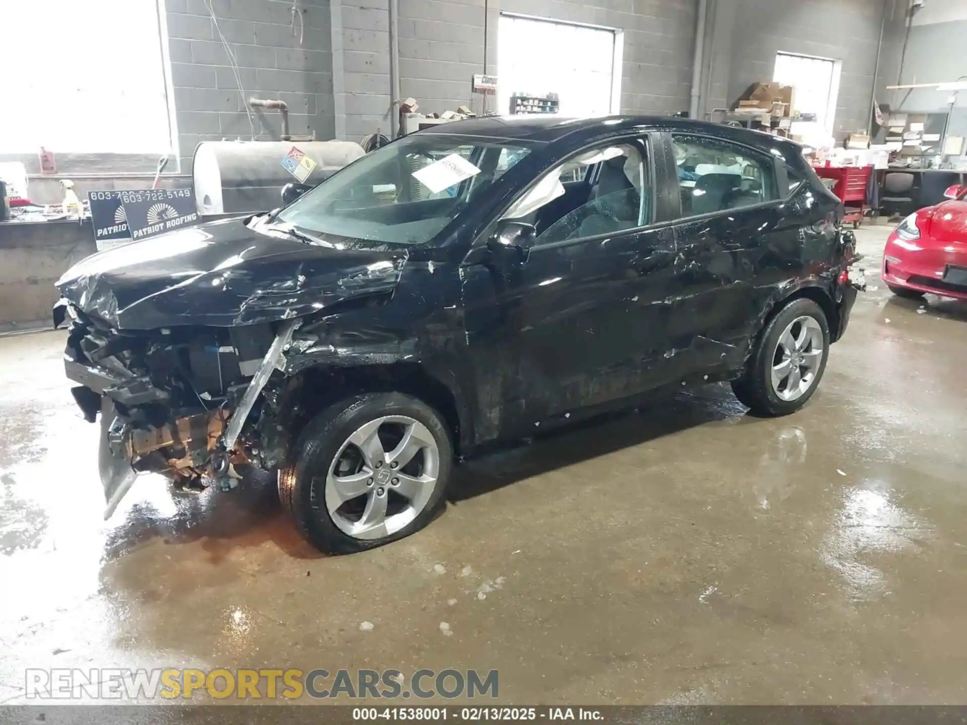 2 Photograph of a damaged car 3CZRU6H36NM766178 HONDA HR-V 2022