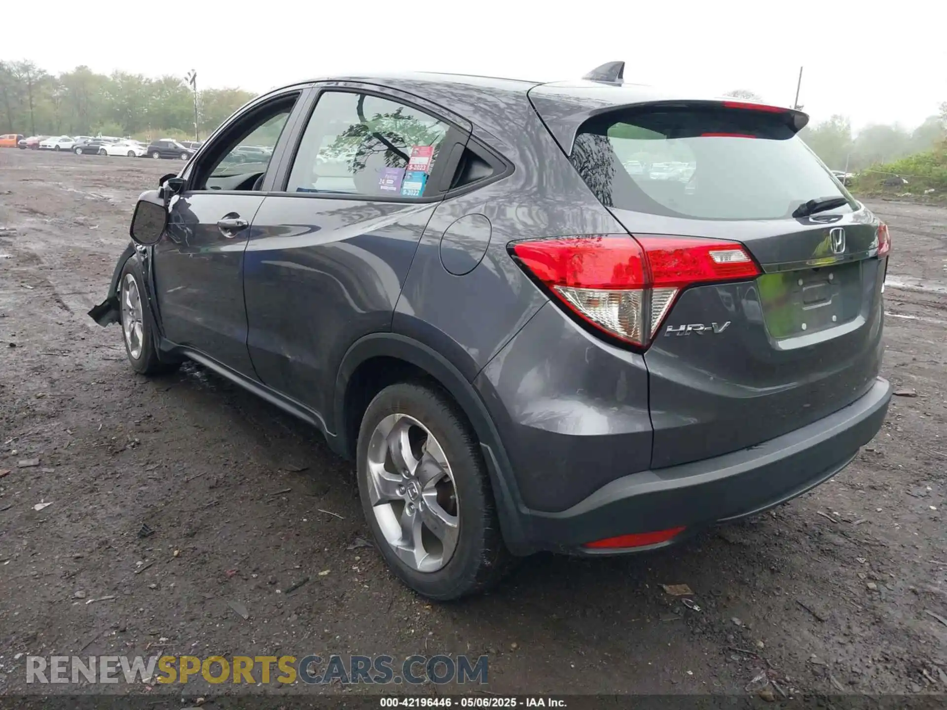 3 Фотография поврежденного автомобиля 3CZRU6H36NM766245 HONDA HR-V 2022