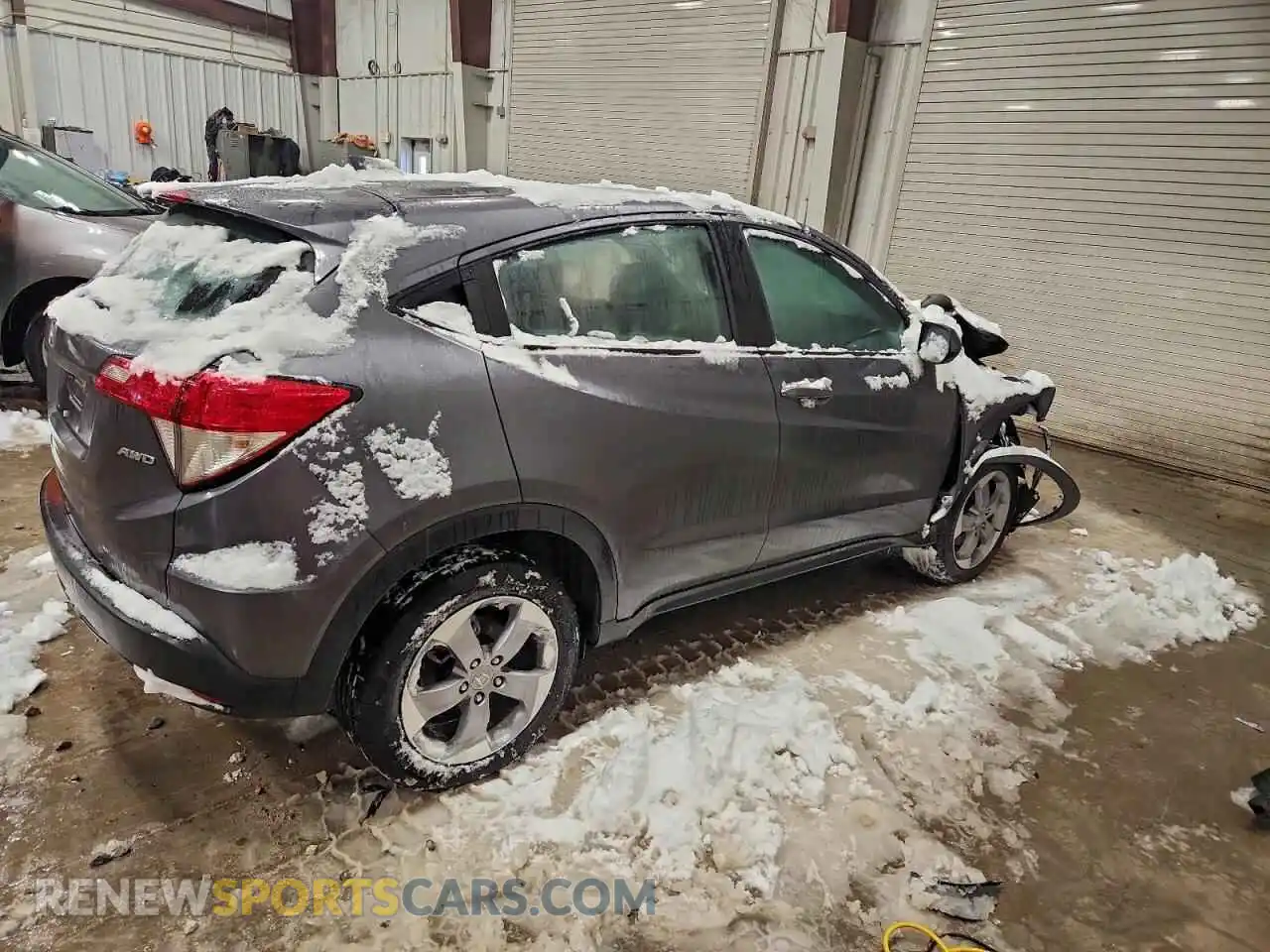 3 Photograph of a damaged car 3CZRU6H38NM720500 HONDA HR-V 2022