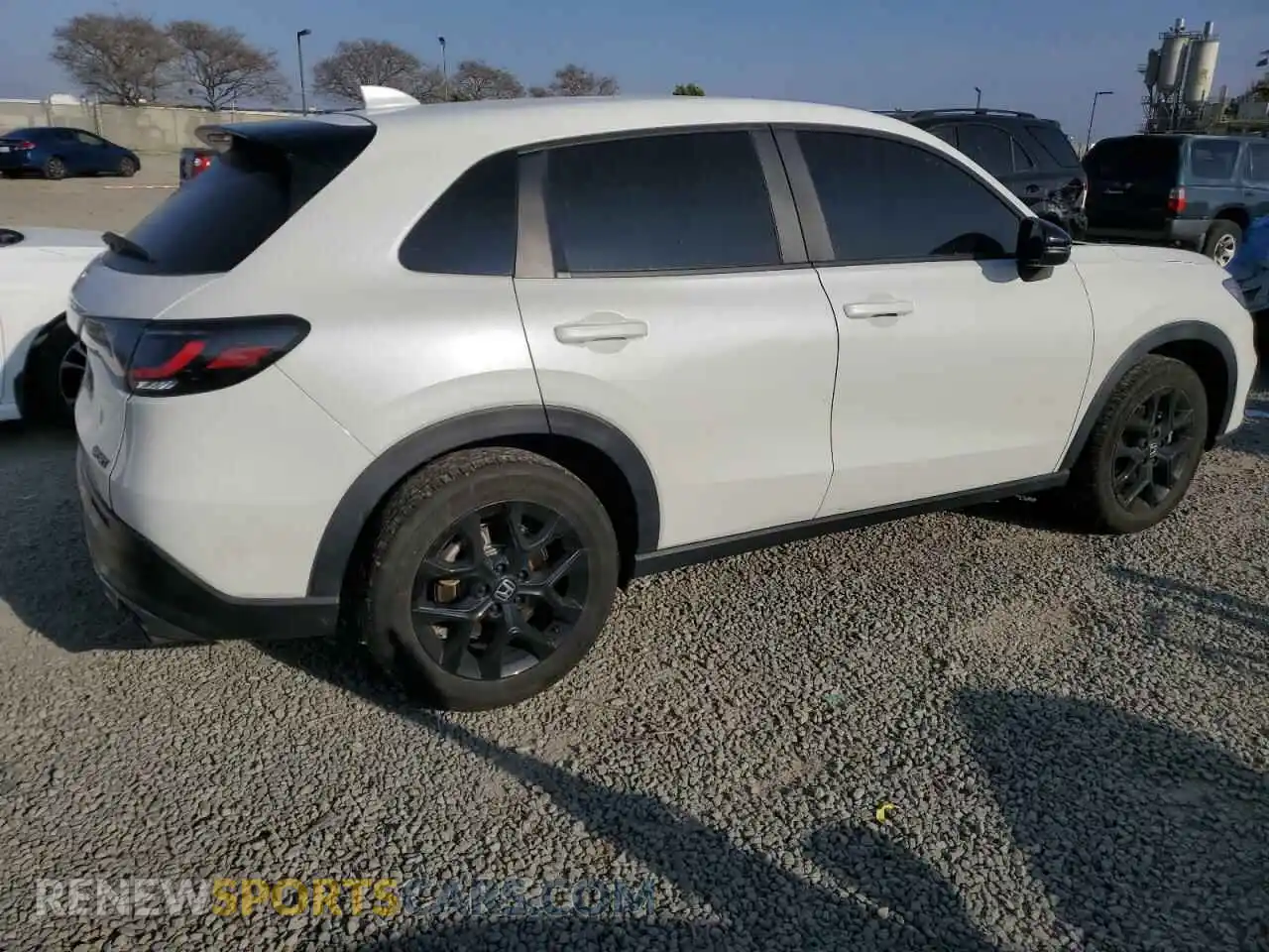 3 Photograph of a damaged car 3CZRZ1H54PM720499 HONDA HR-V 2023