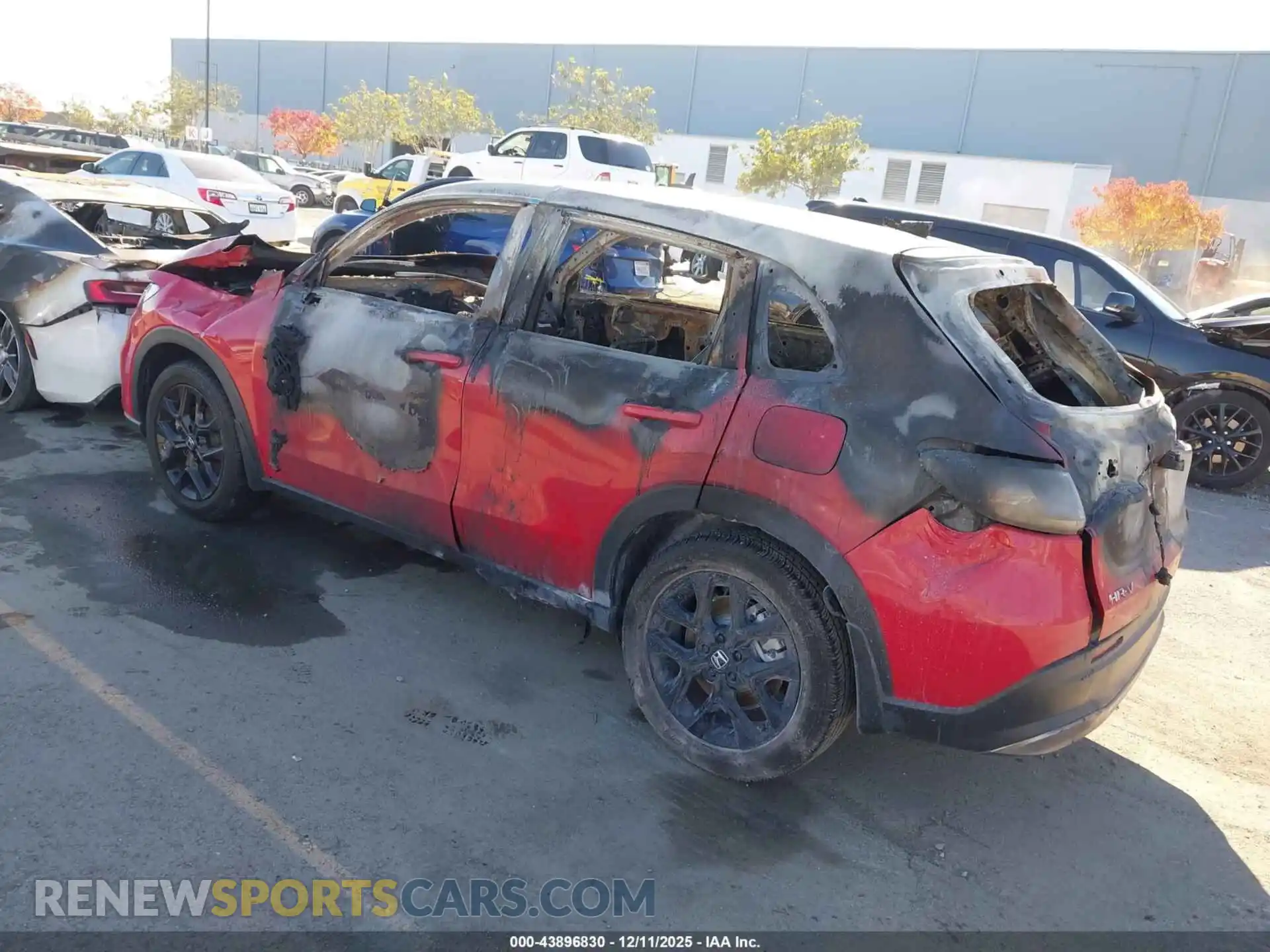 3 Photograph of a damaged car 3CZRZ1H55PM728191 HONDA HR-V 2023