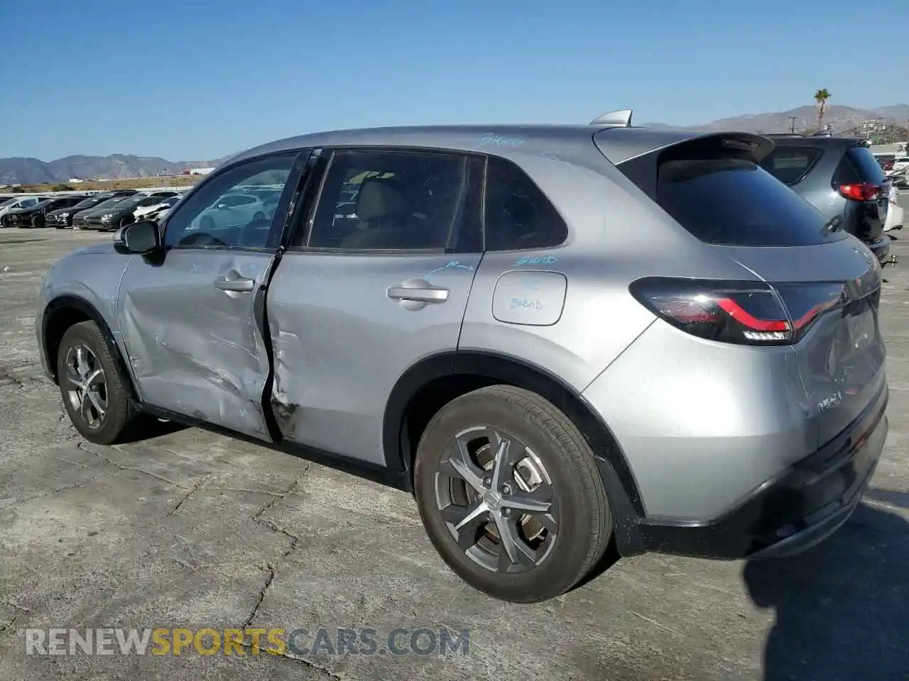 2 Фотография поврежденного автомобиля 3CZRZ1H73PM736159 HONDA HR-V 2023