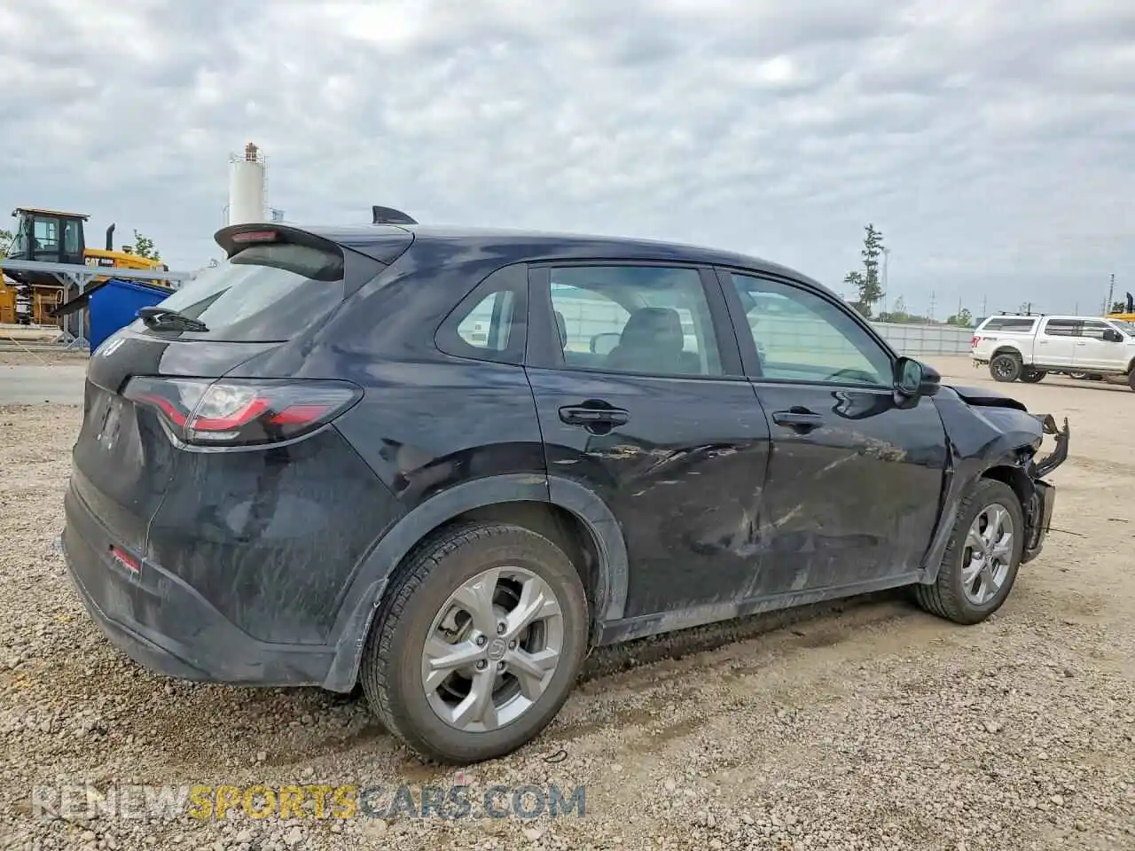 3 Photograph of a damaged car 3CZRZ2H33PM740103 HONDA HR-V 2023