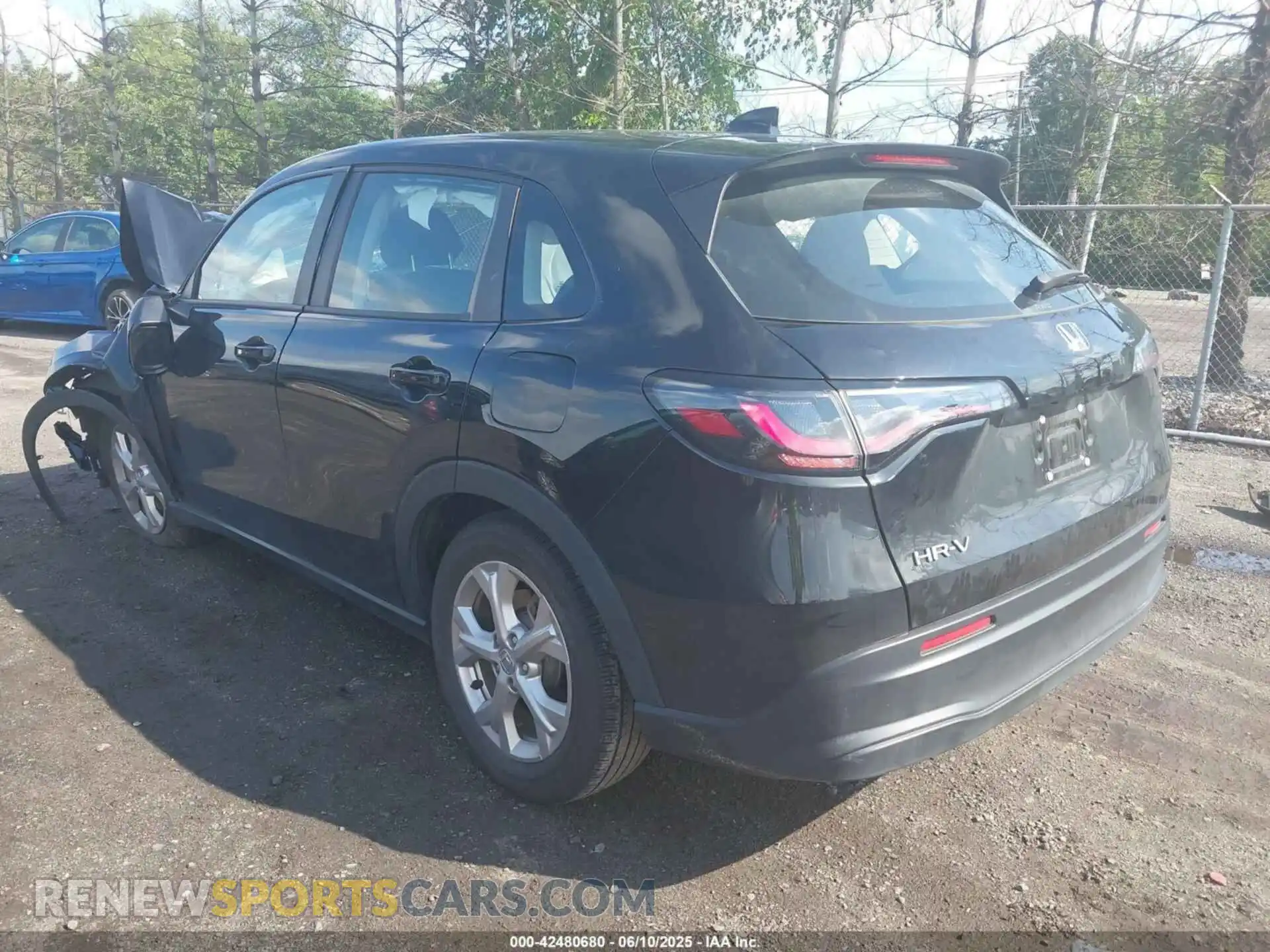 3 fotografías del automóvil dañado 3CZRZ2H34PM737968 HONDA HR-V 2023