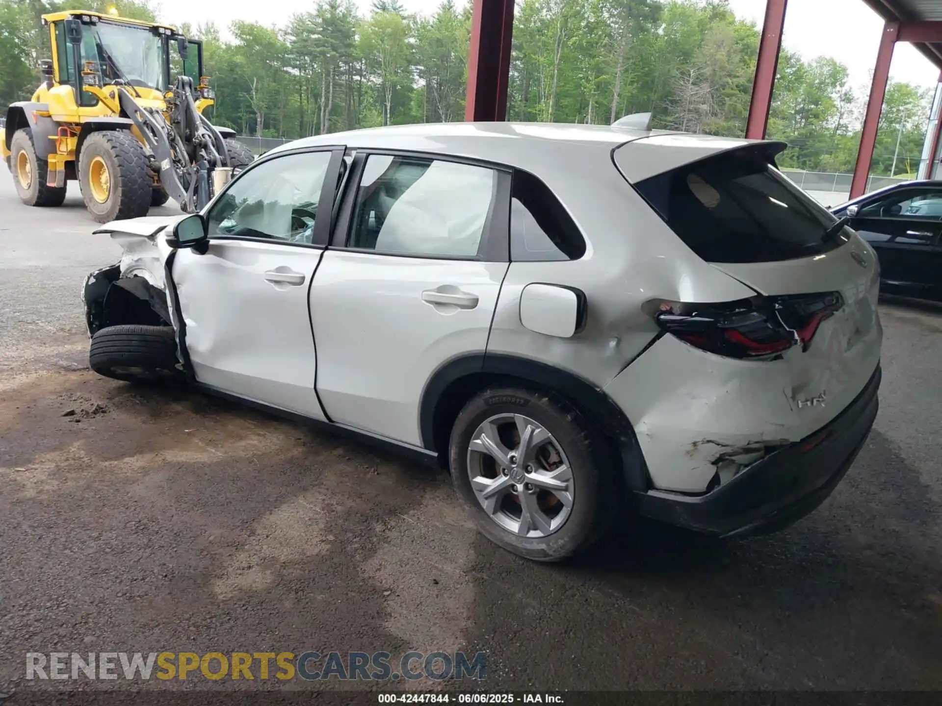 3 Фотография поврежденного автомобиля 3CZRZ2H36PM711114 HONDA HR-V 2023