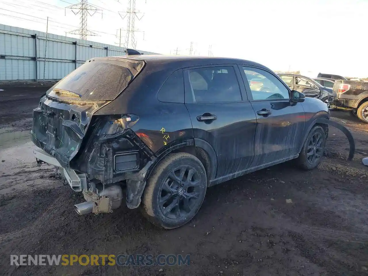 3 Photograph of a damaged car 3CZRZ2H52PM704694 HONDA HR-V 2023