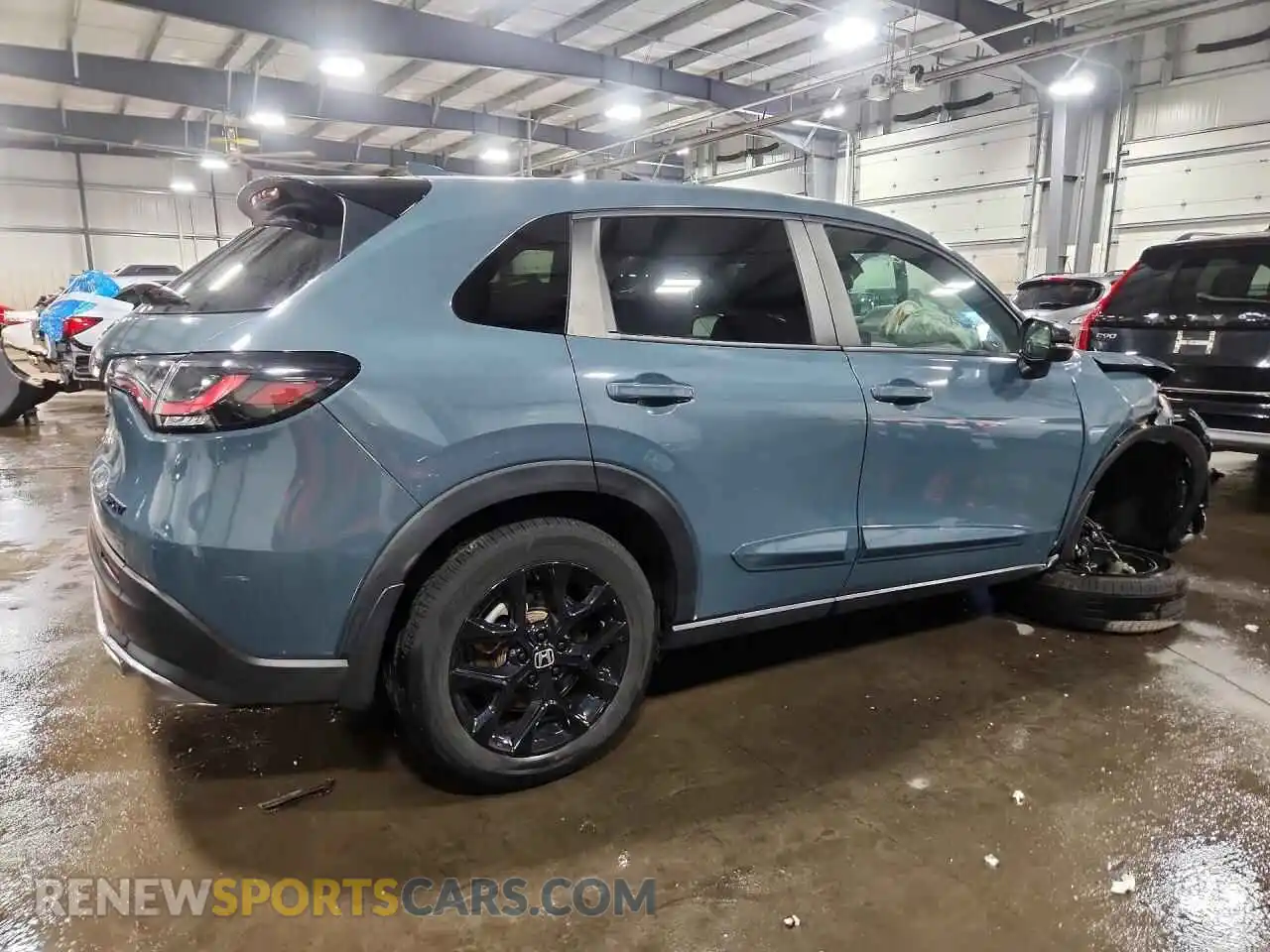 3 Photograph of a damaged car 3CZRZ2H57PM713083 HONDA HR-V 2023