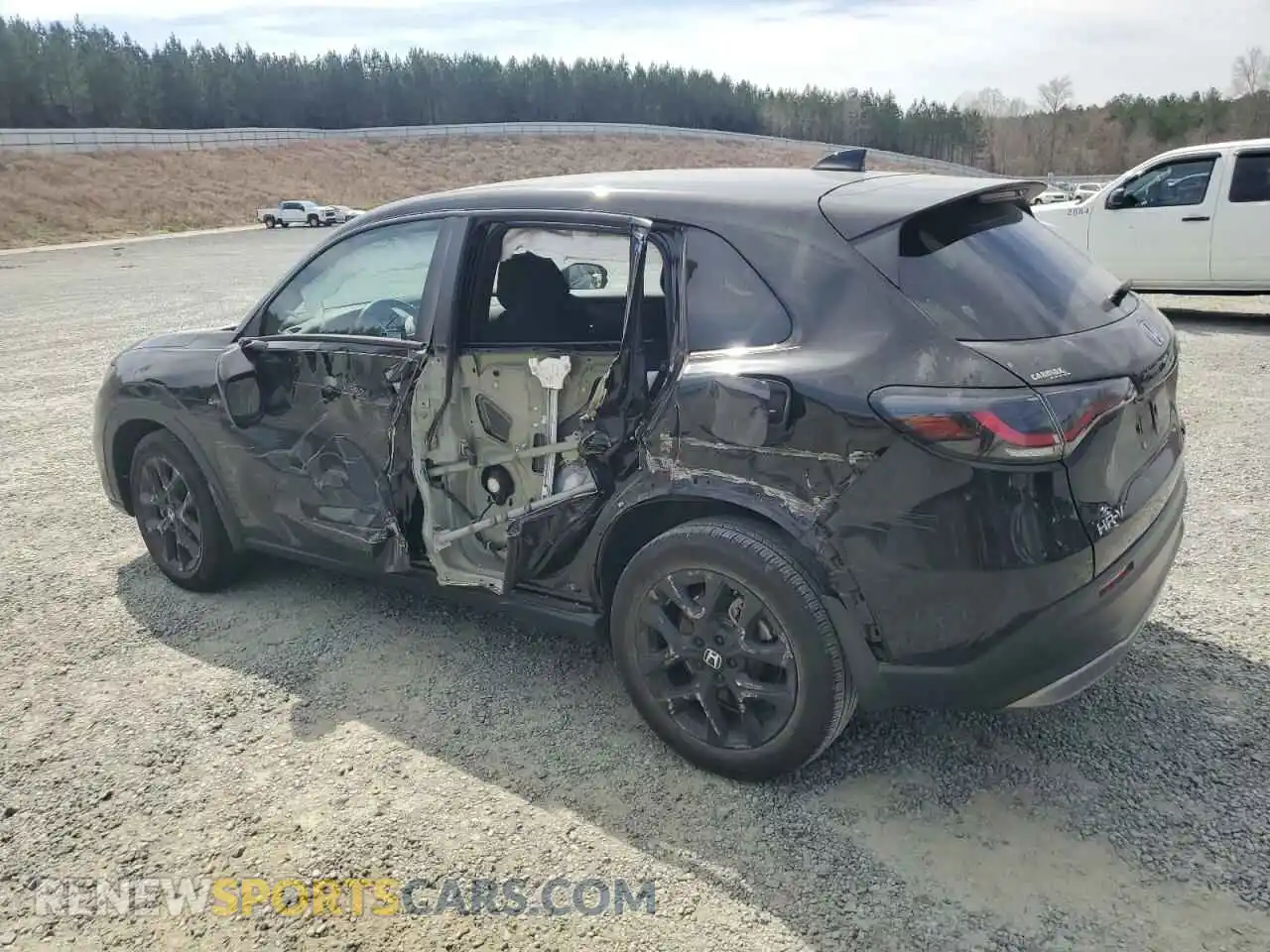 2 Photograph of a damaged car 3CZRZ2H58PM732175 HONDA HR-V 2023