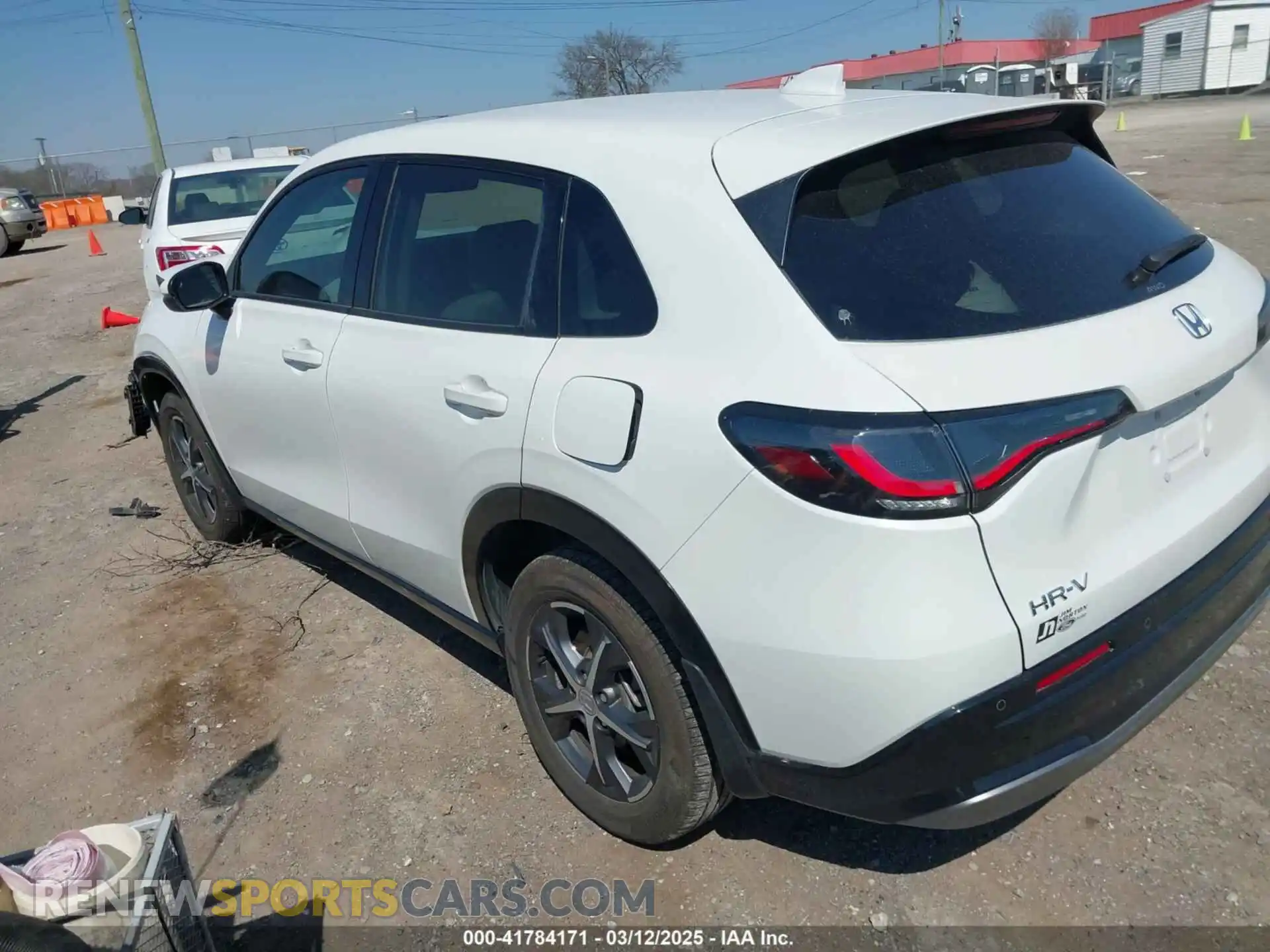 3 Photograph of a damaged car 3CZRZ2H72PM749605 HONDA HR-V 2023