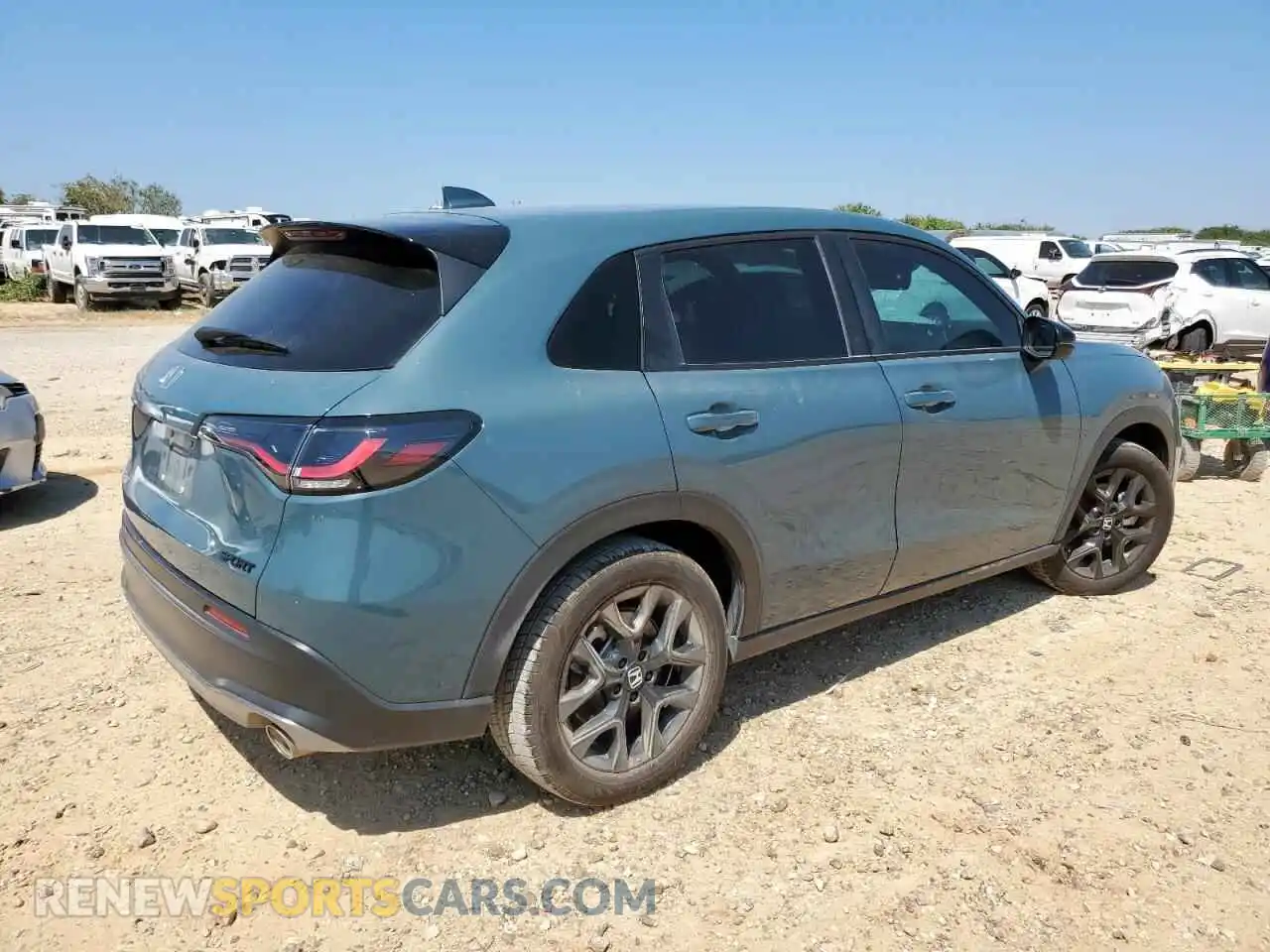 3 Фотография поврежденного автомобиля 3CZRZ1H56RM758187 HONDA HR-V 2024