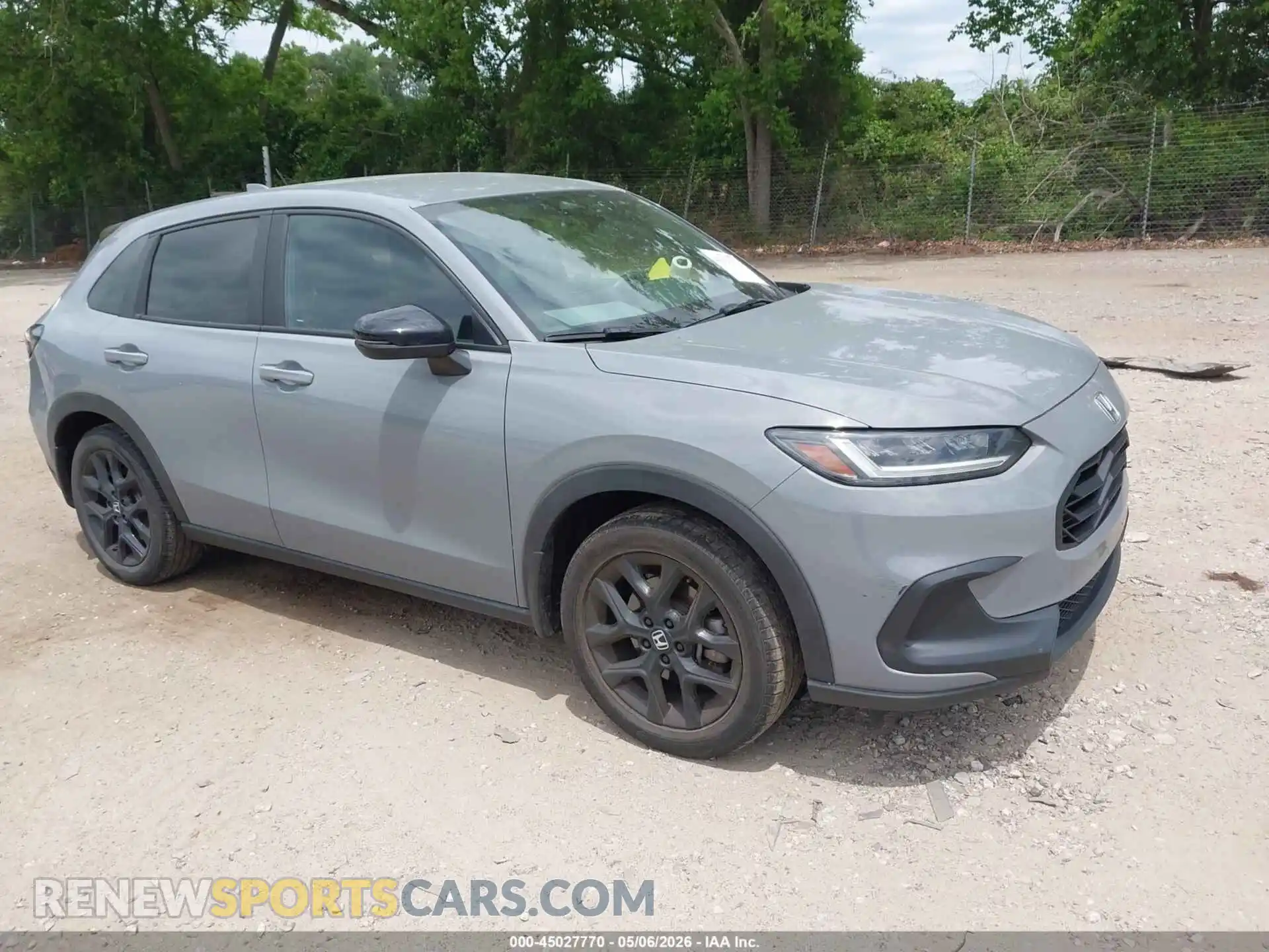 1 Photograph of a damaged car 3CZRZ1H58RM700436 HONDA HR-V 2024