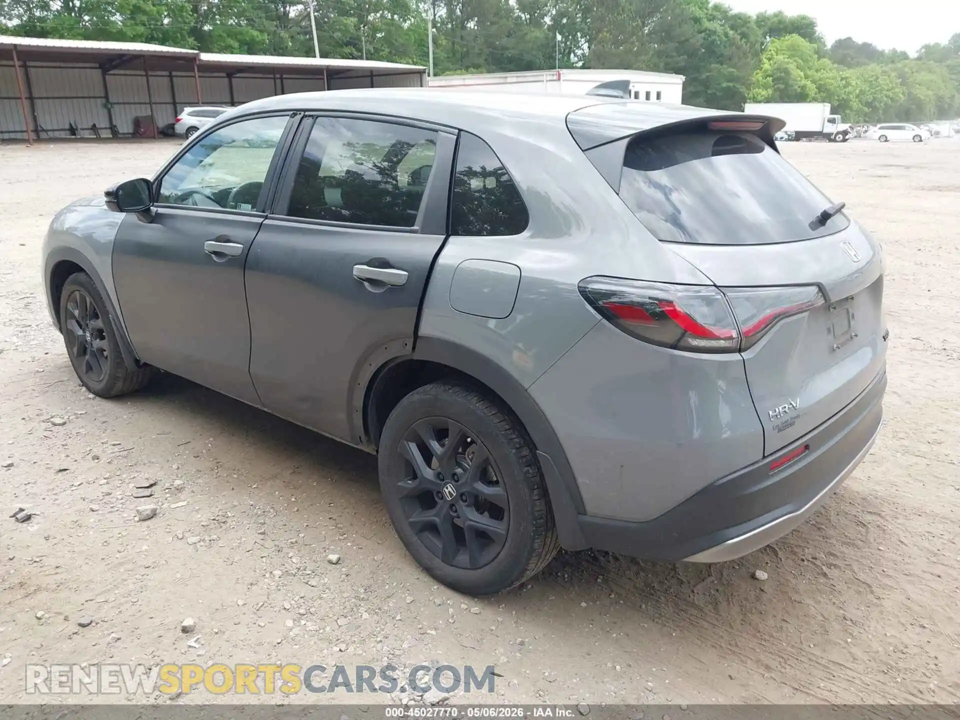 3 Photograph of a damaged car 3CZRZ1H58RM700436 HONDA HR-V 2024