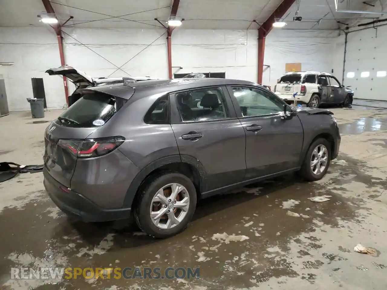 3 Photograph of a damaged car 3CZRZ2H33RM720792 HONDA HR-V 2024