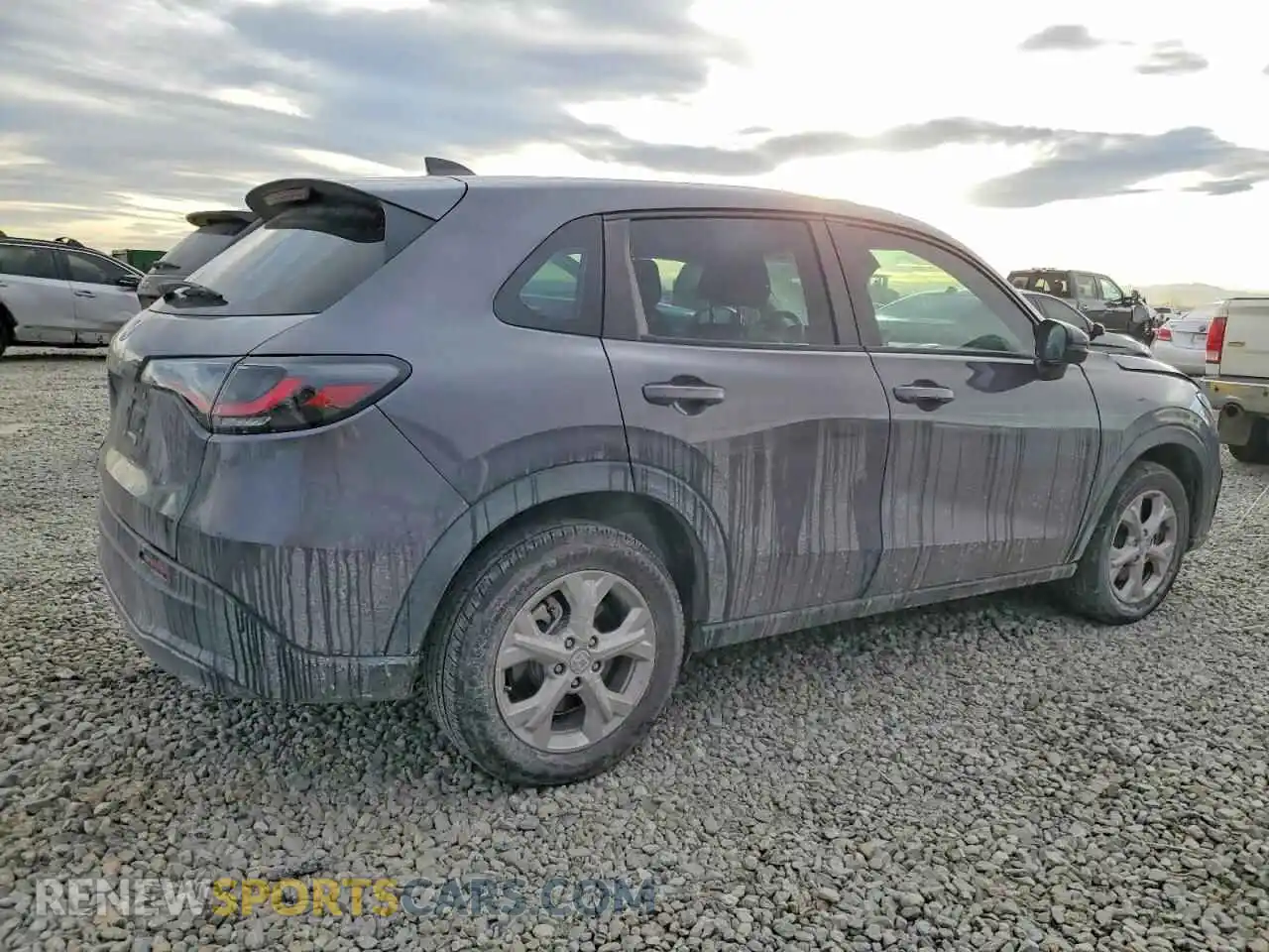 3 Photograph of a damaged car 3CZRZ2H35RM720809 HONDA HR-V 2024