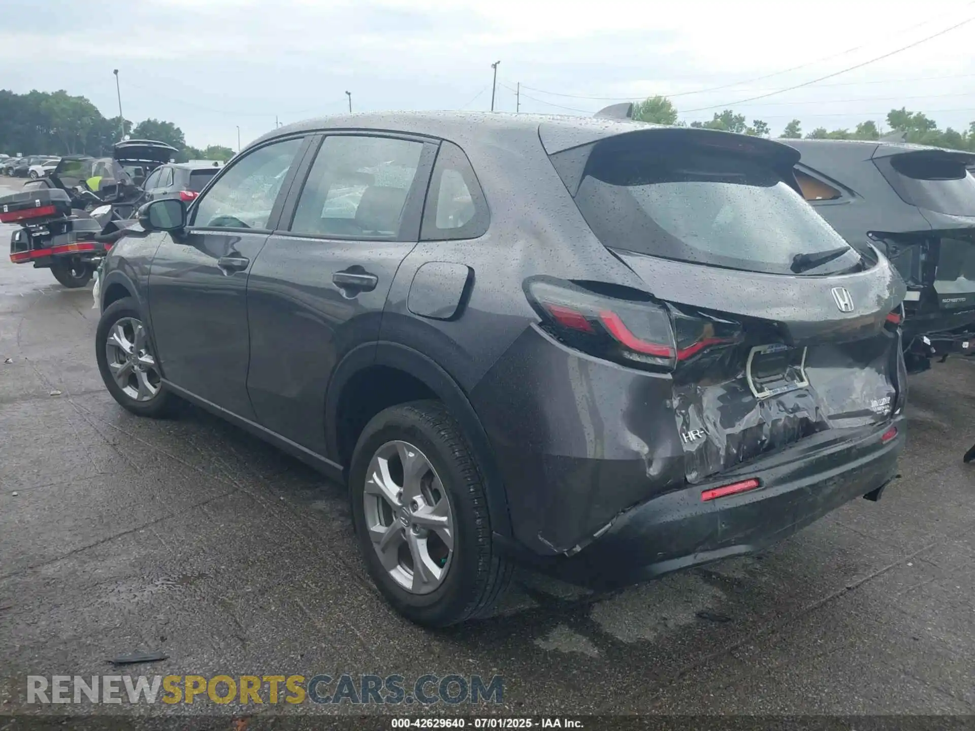 3 Фотография поврежденного автомобиля 3CZRZ2H36RM719085 HONDA HR-V 2024